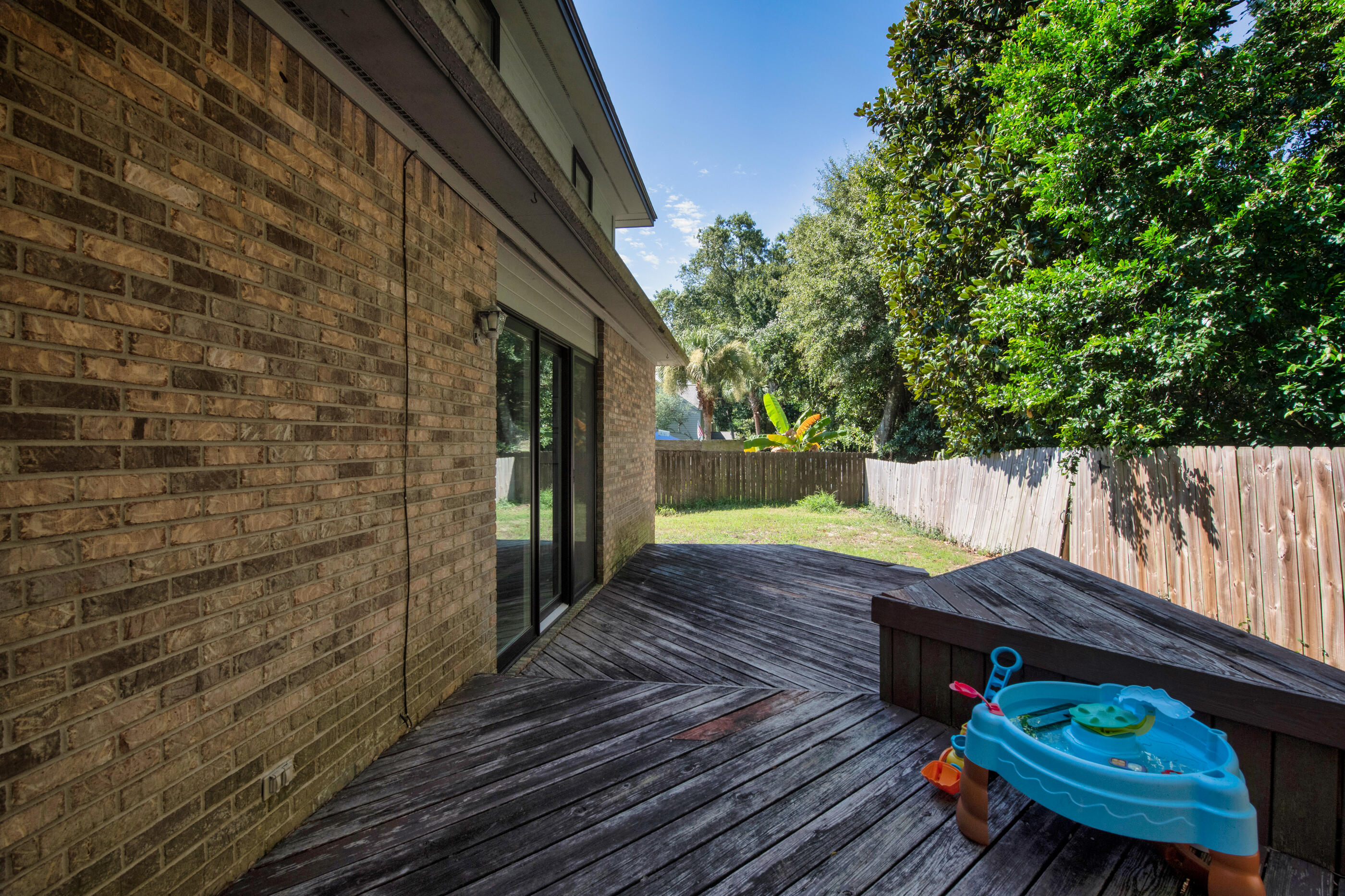 LAS HADAS - Residential Lease