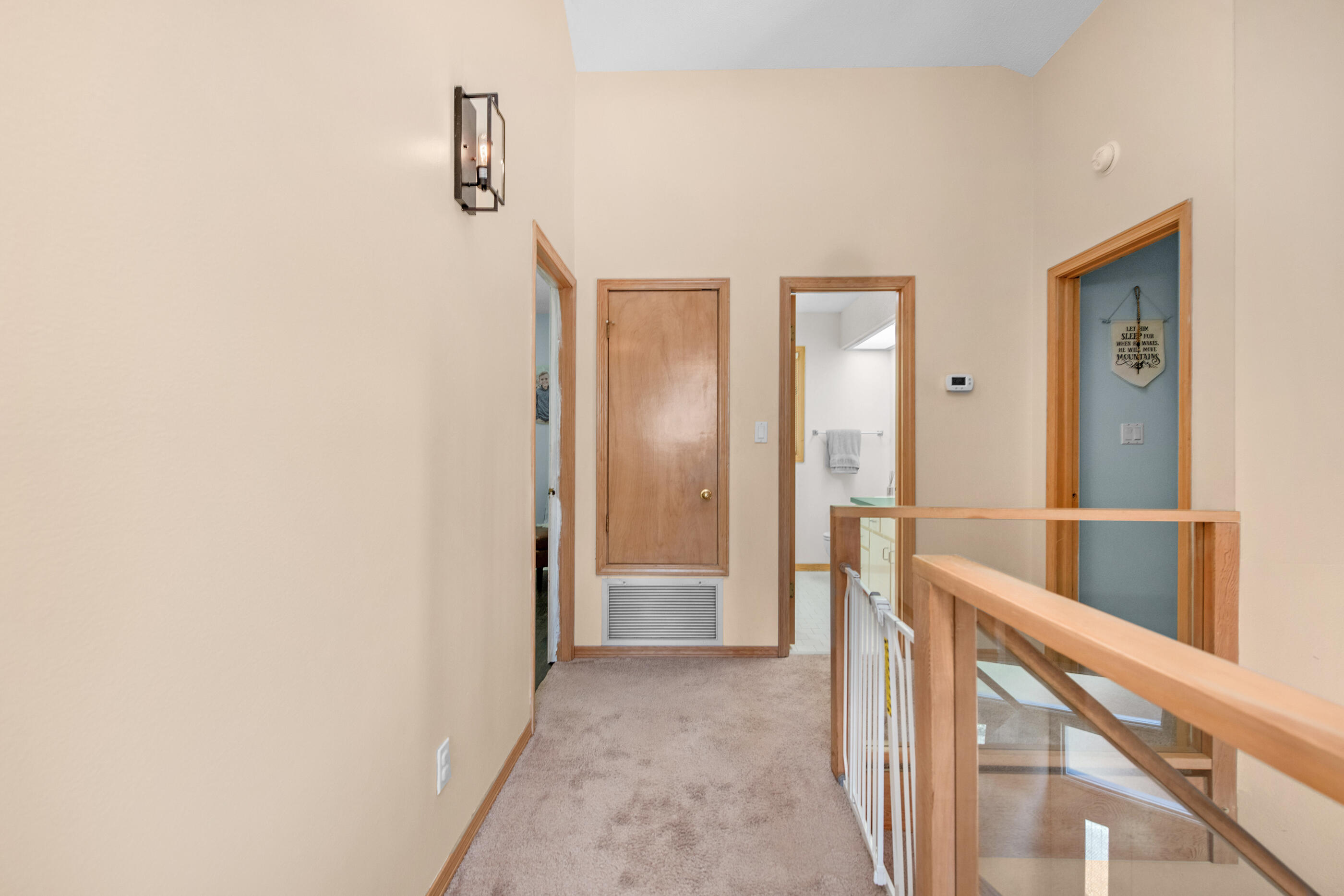 LAS HADAS - Residential Lease