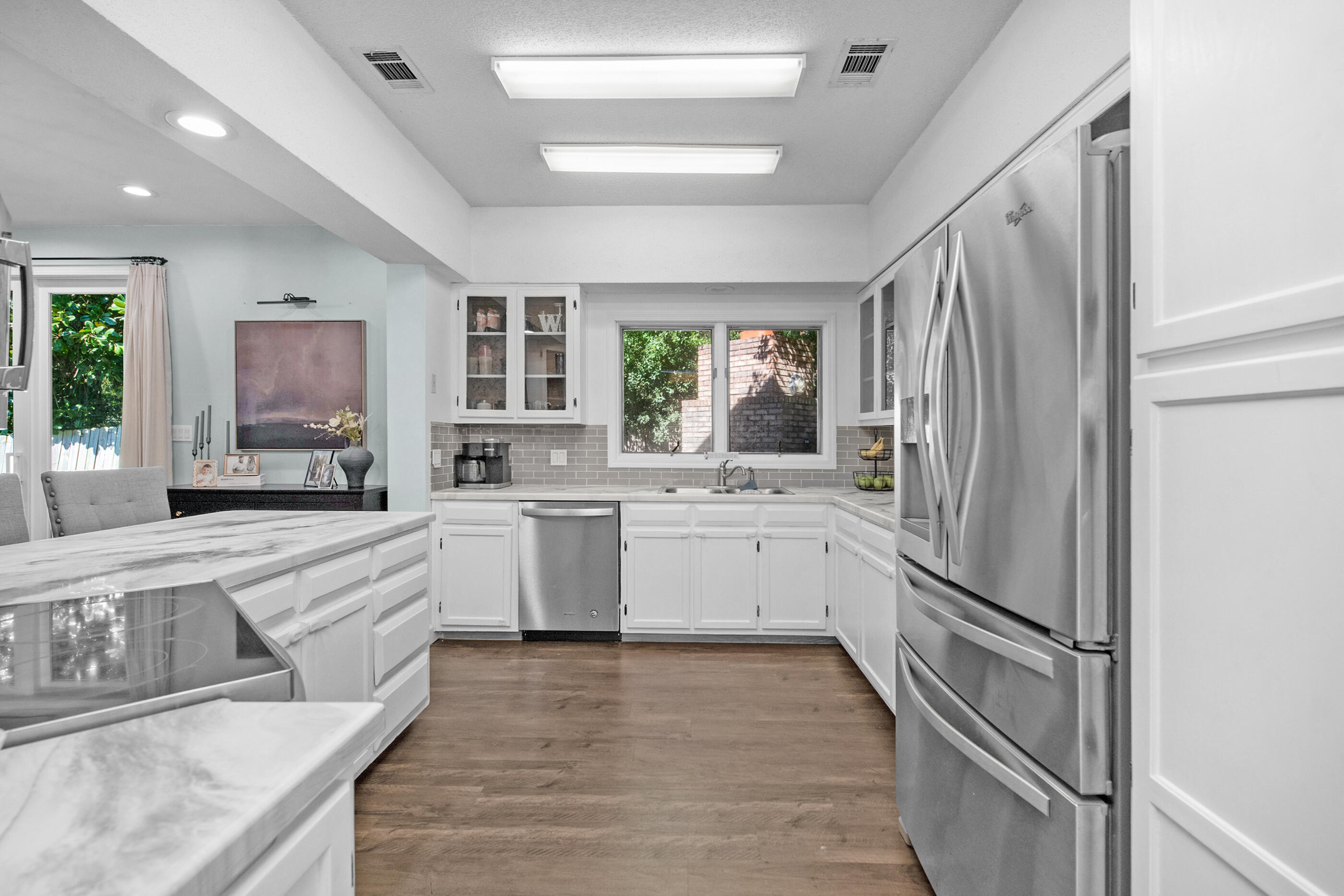 LAS HADAS - Residential Lease