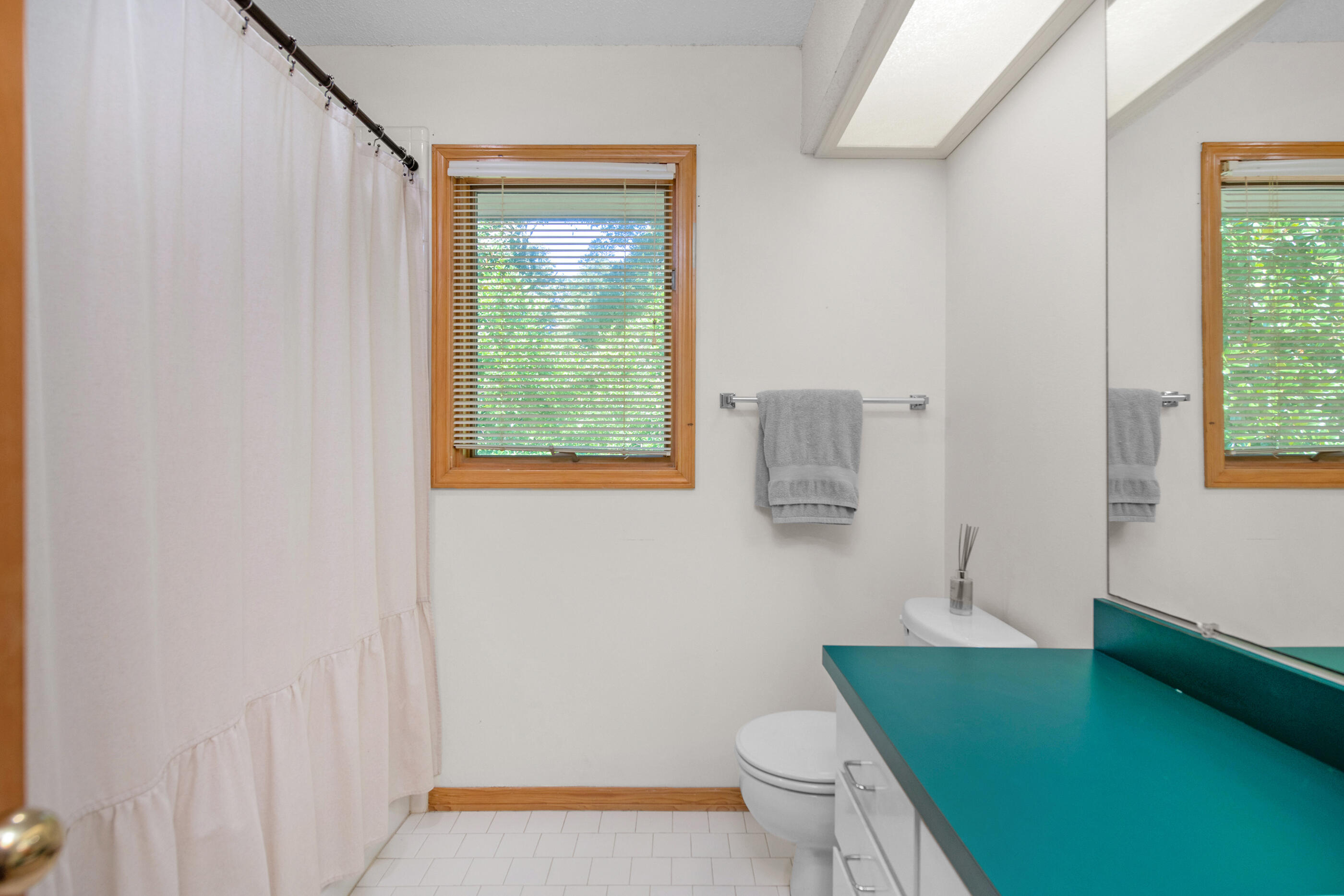 LAS HADAS - Residential Lease