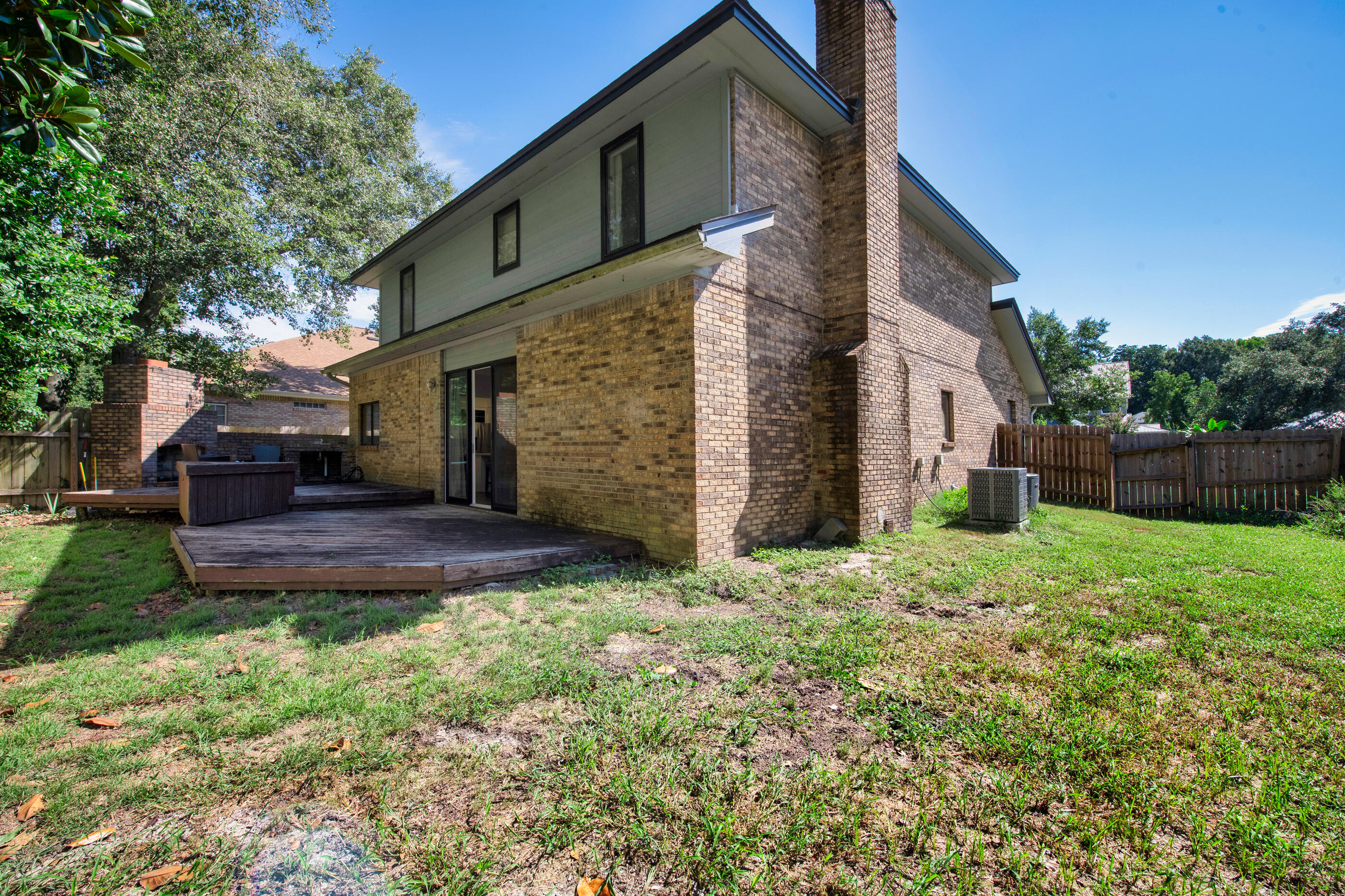 LAS HADAS - Residential Lease