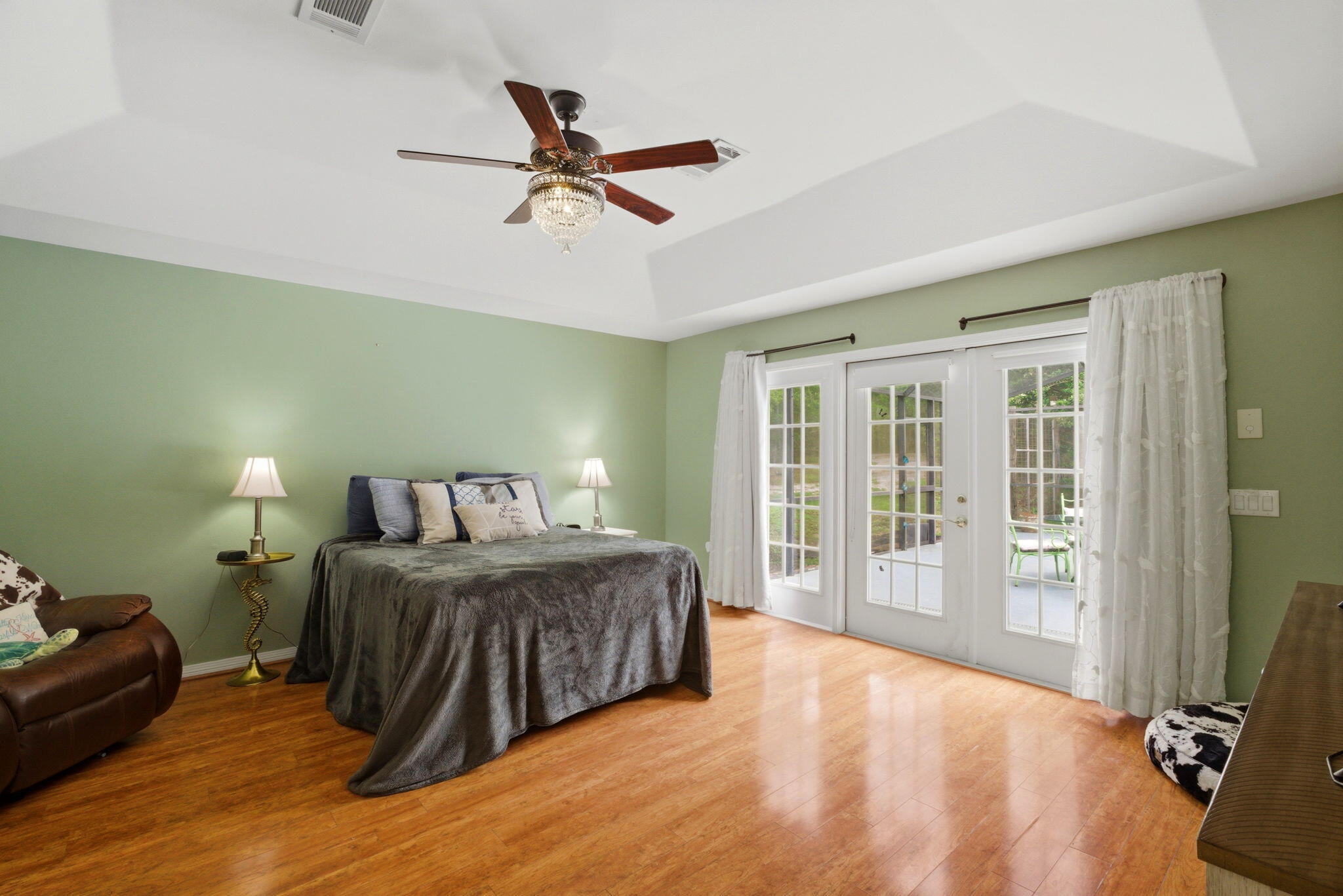 NO RECORDED SUBDIVISION - Residential