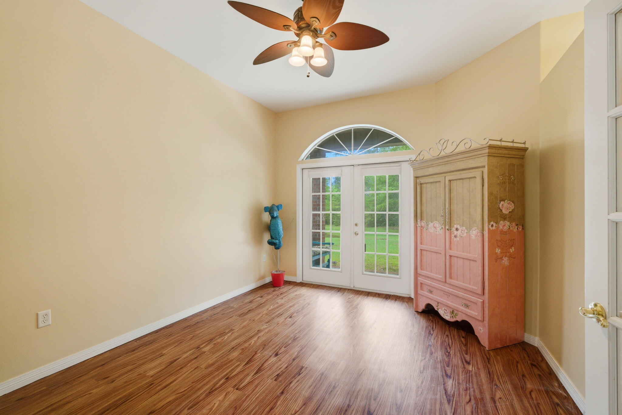 NO RECORDED SUBDIVISION - Residential