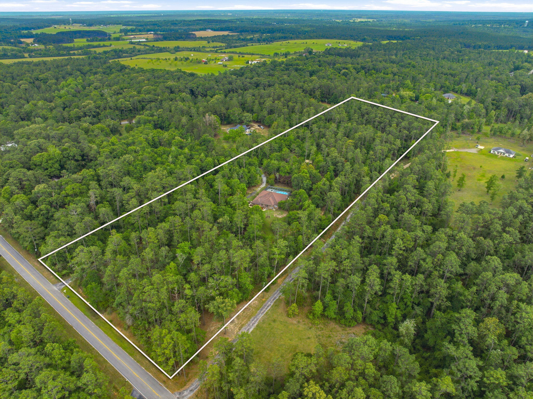 NO RECORDED SUBDIVISION - Residential