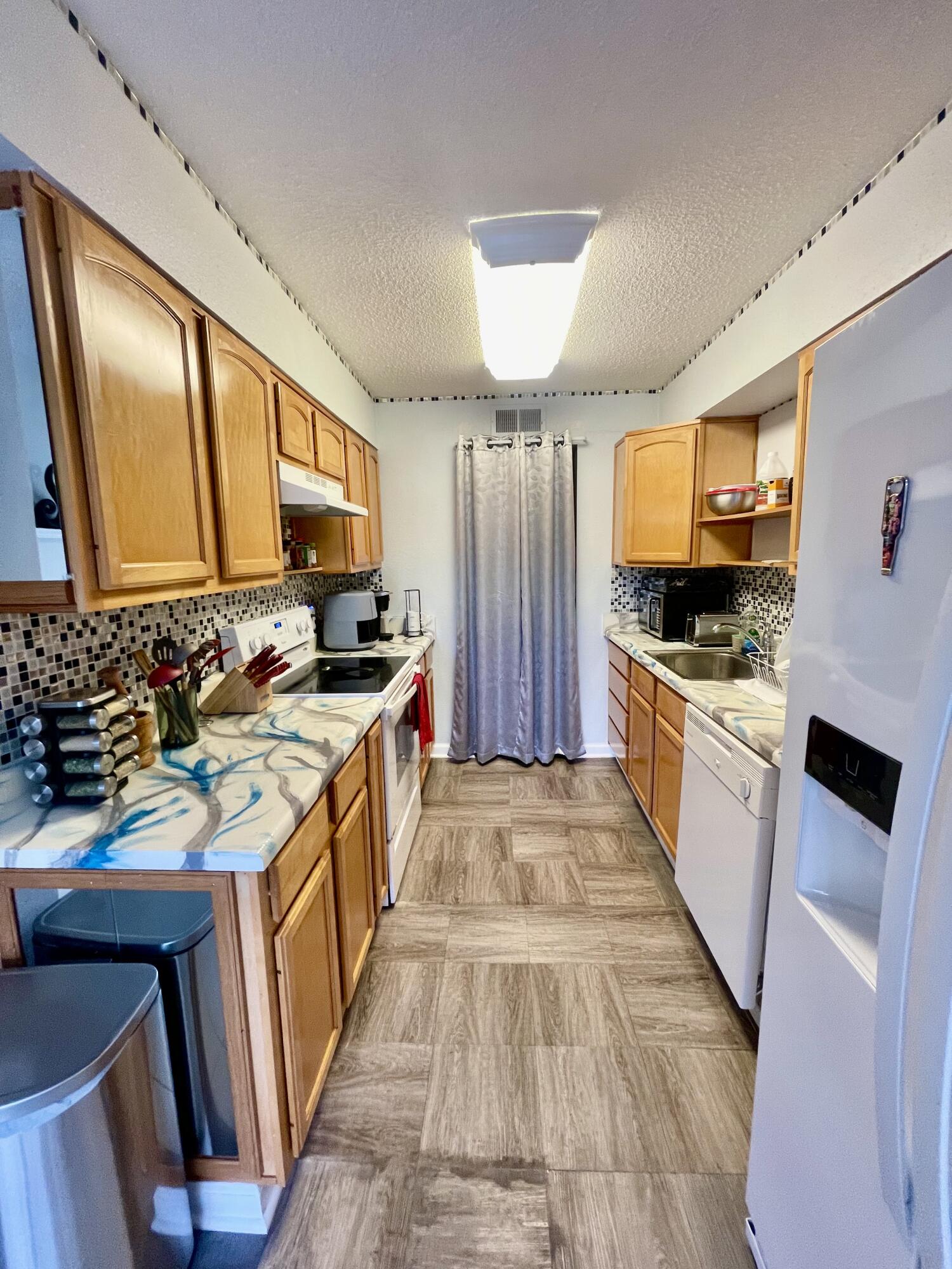 PIER ONE CONDO - Residential