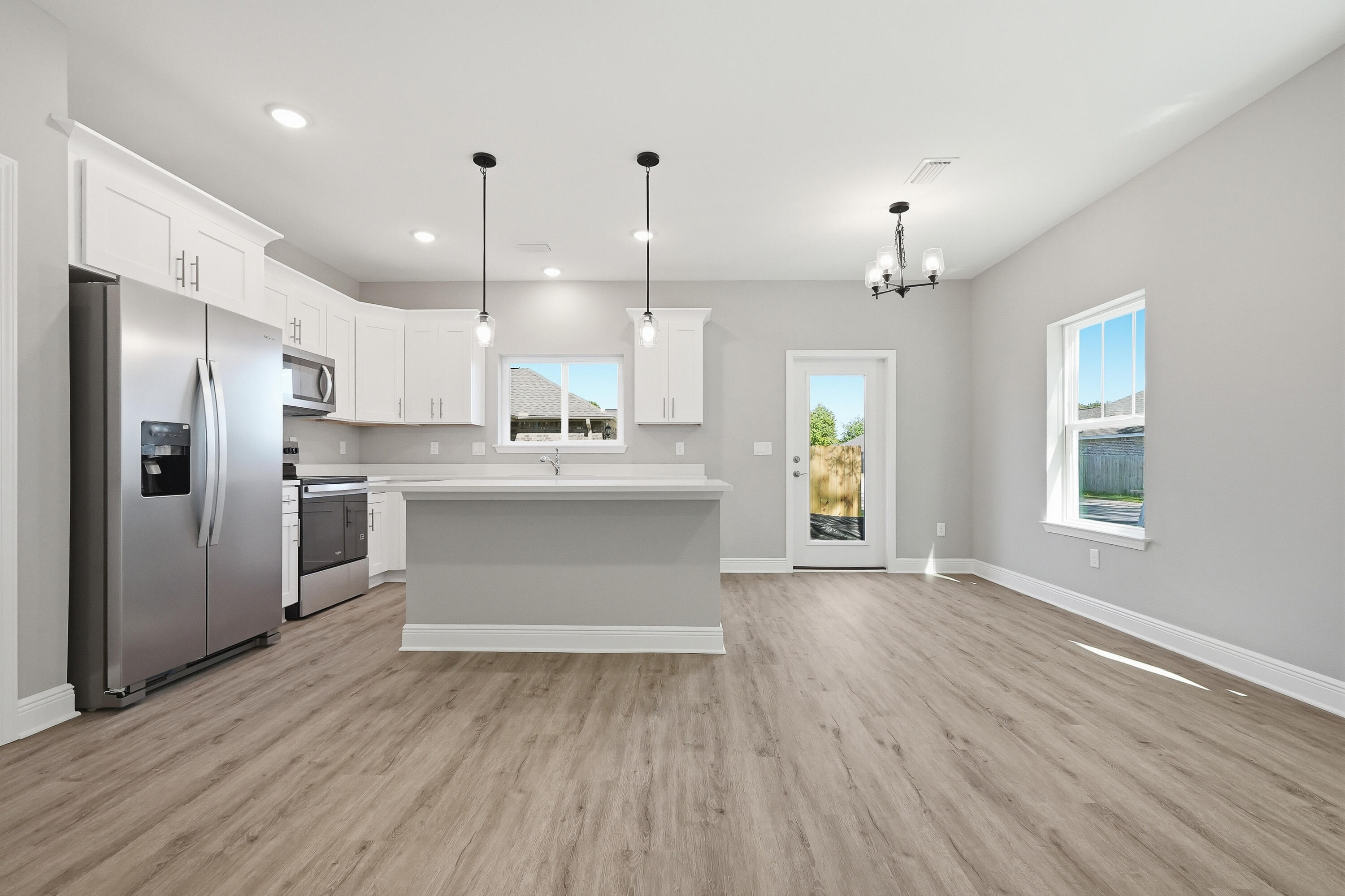 Vicki Leigh T/H - Residential