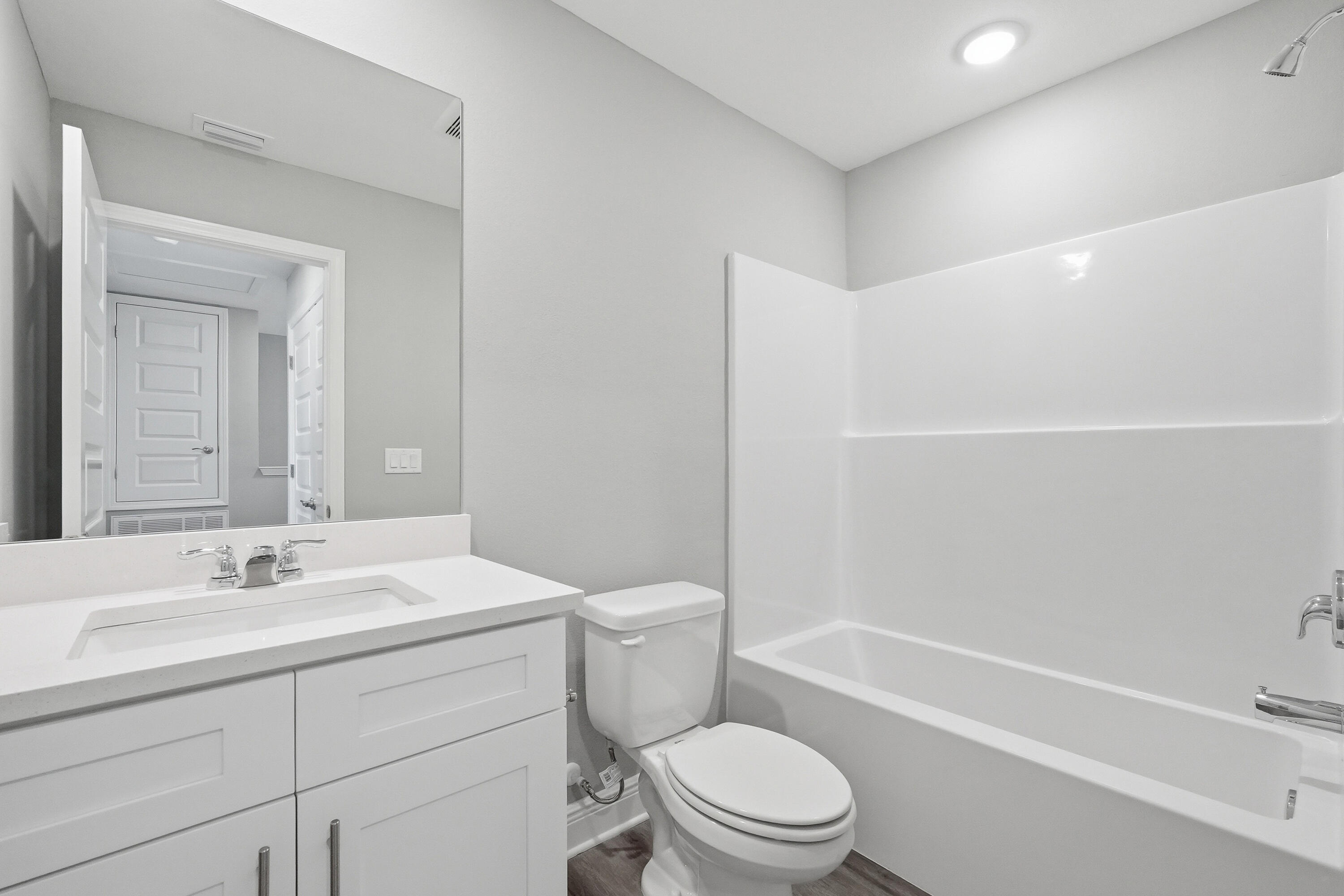 Vicki Leigh T/H - Residential