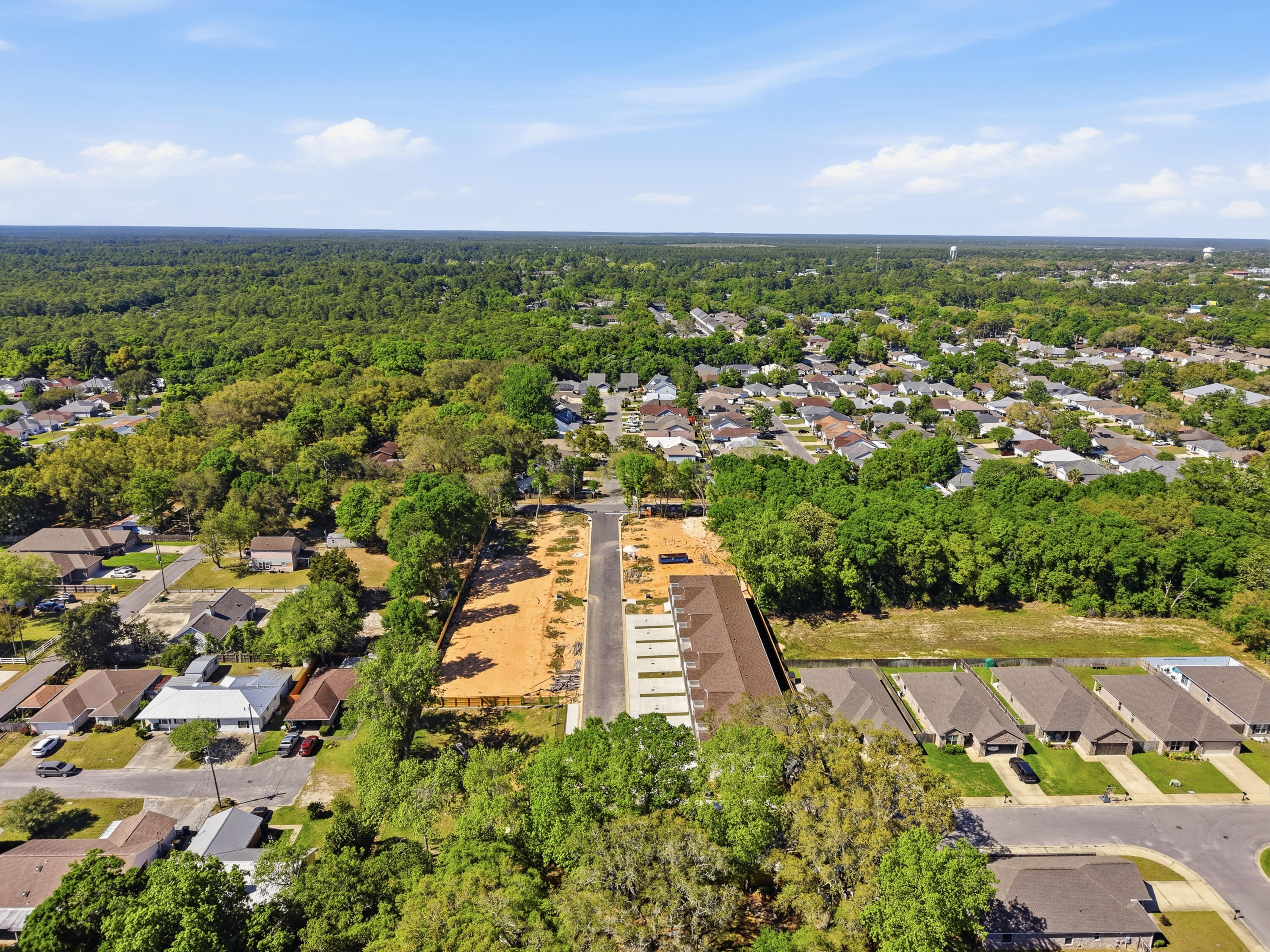 Vicki Leigh T/H - Residential