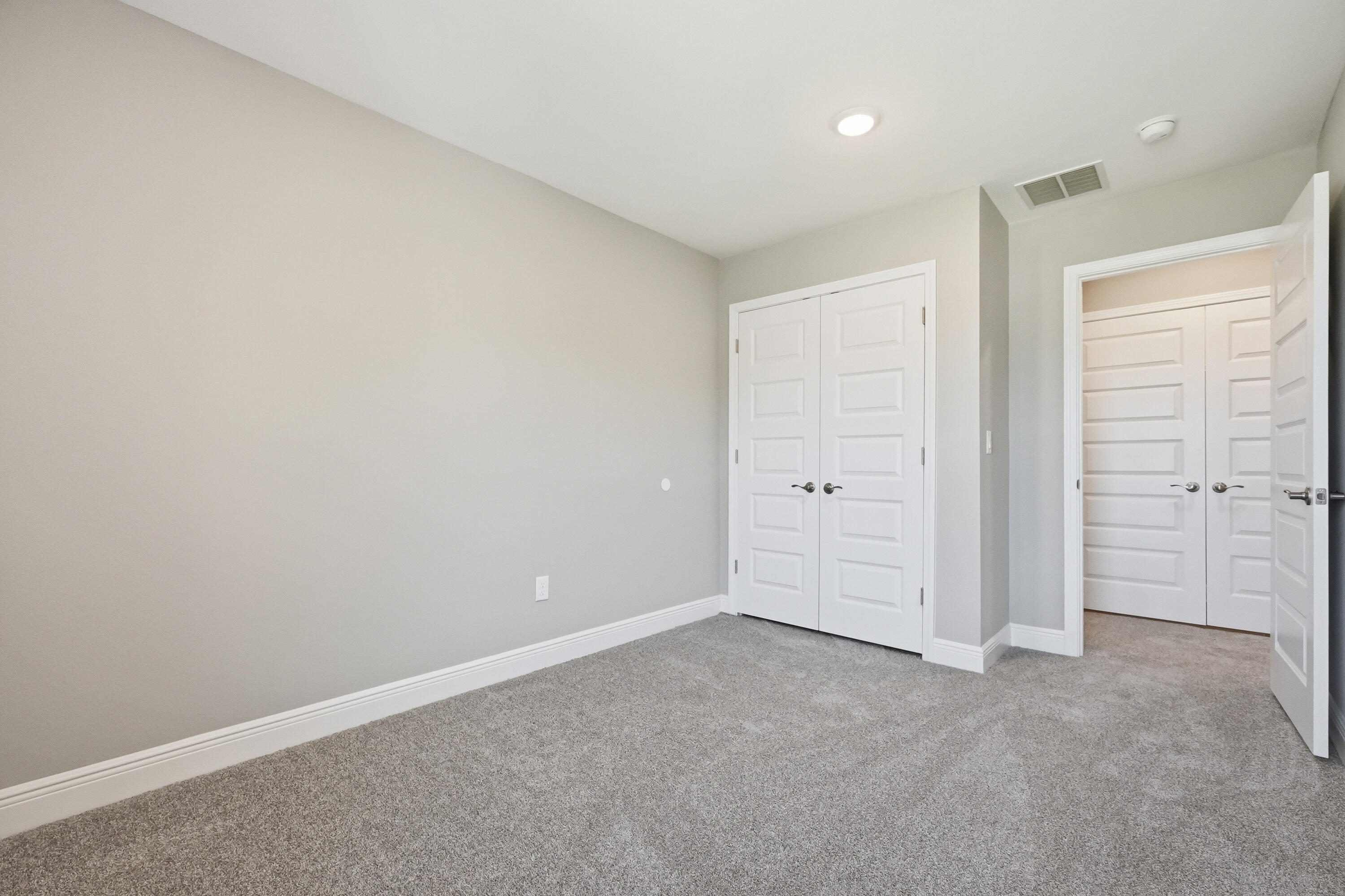 Vicki Leigh T/H - Residential