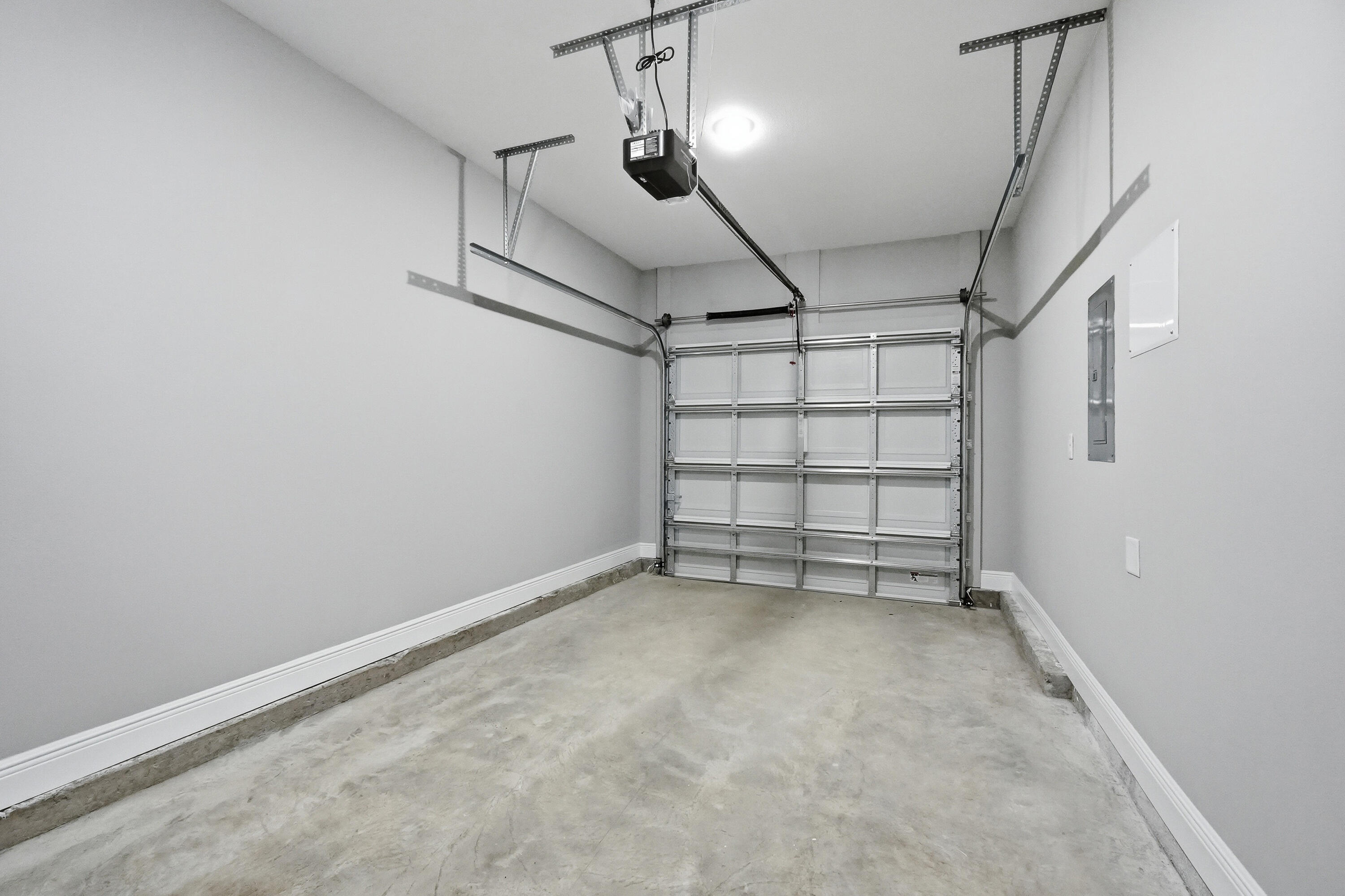 Vicki Leigh T/H - Residential