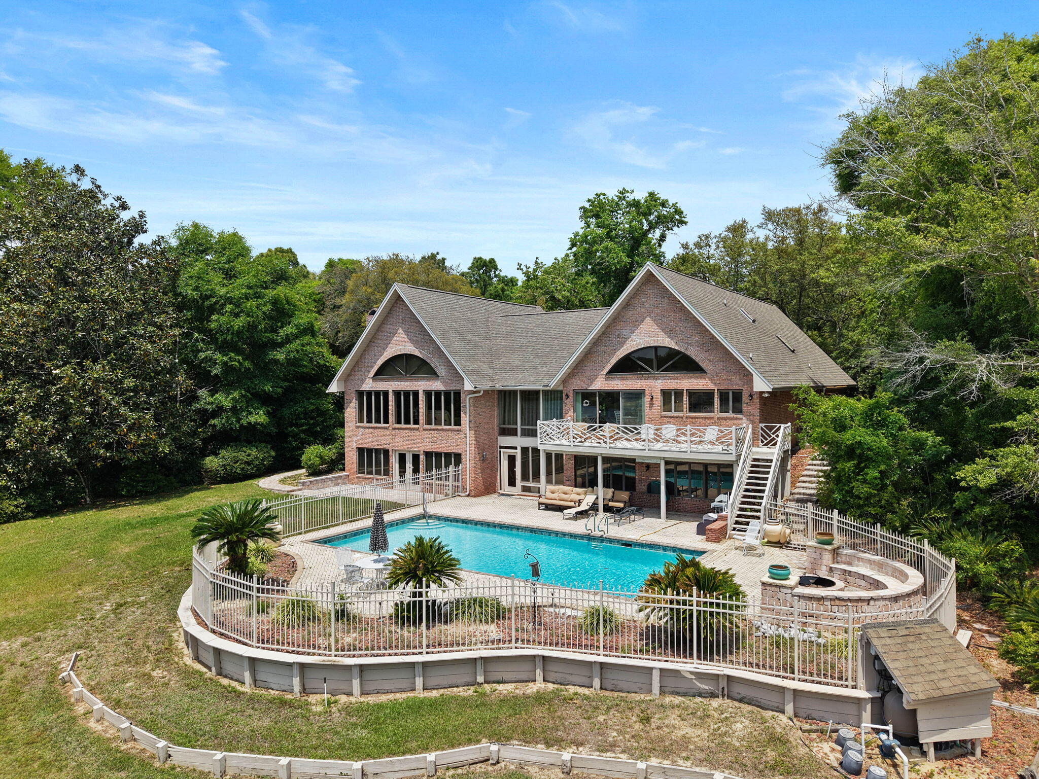 Rocky Bayou Cc Est 3 - Residential