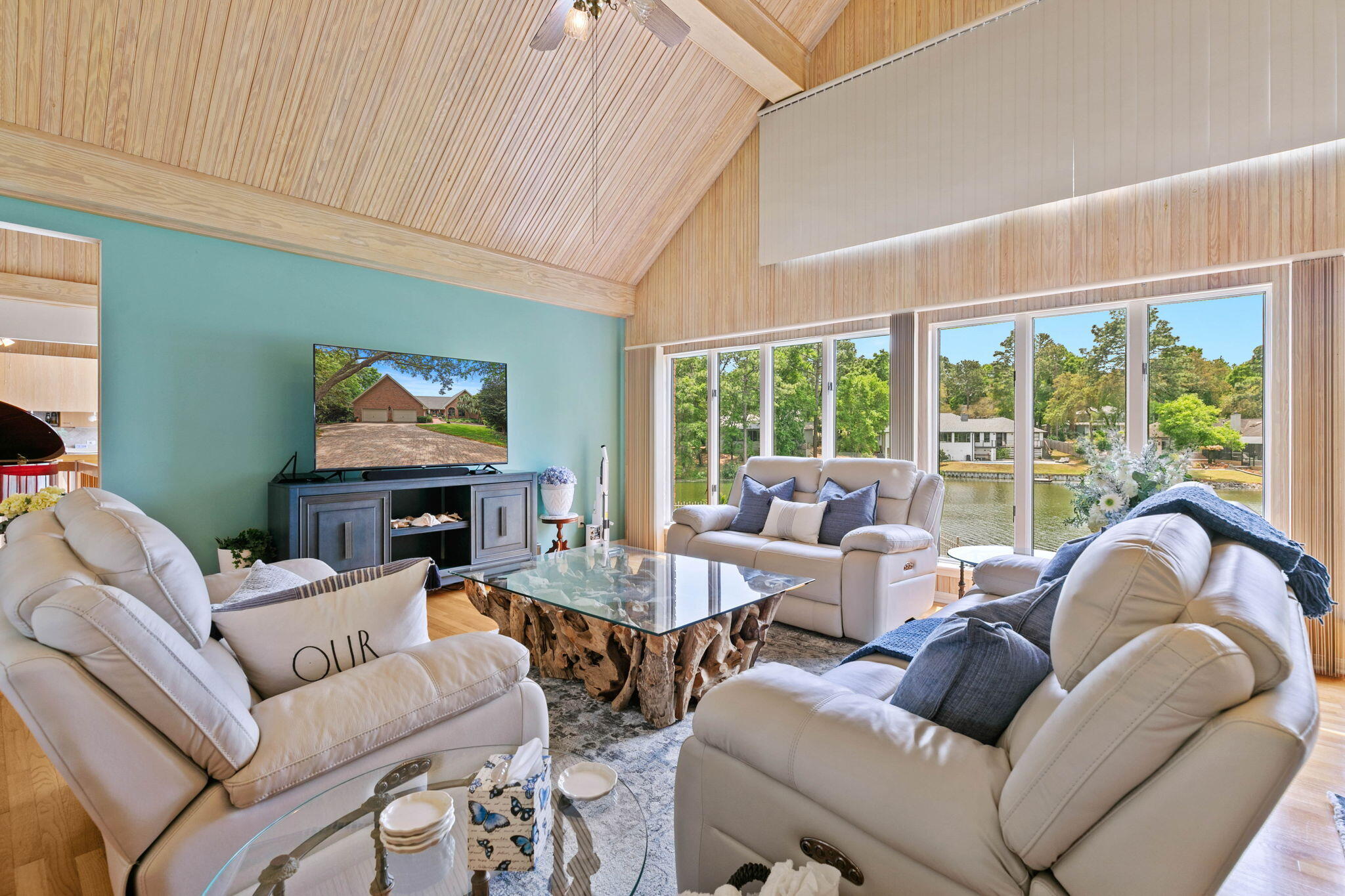 Rocky Bayou Cc Est 3 - Residential