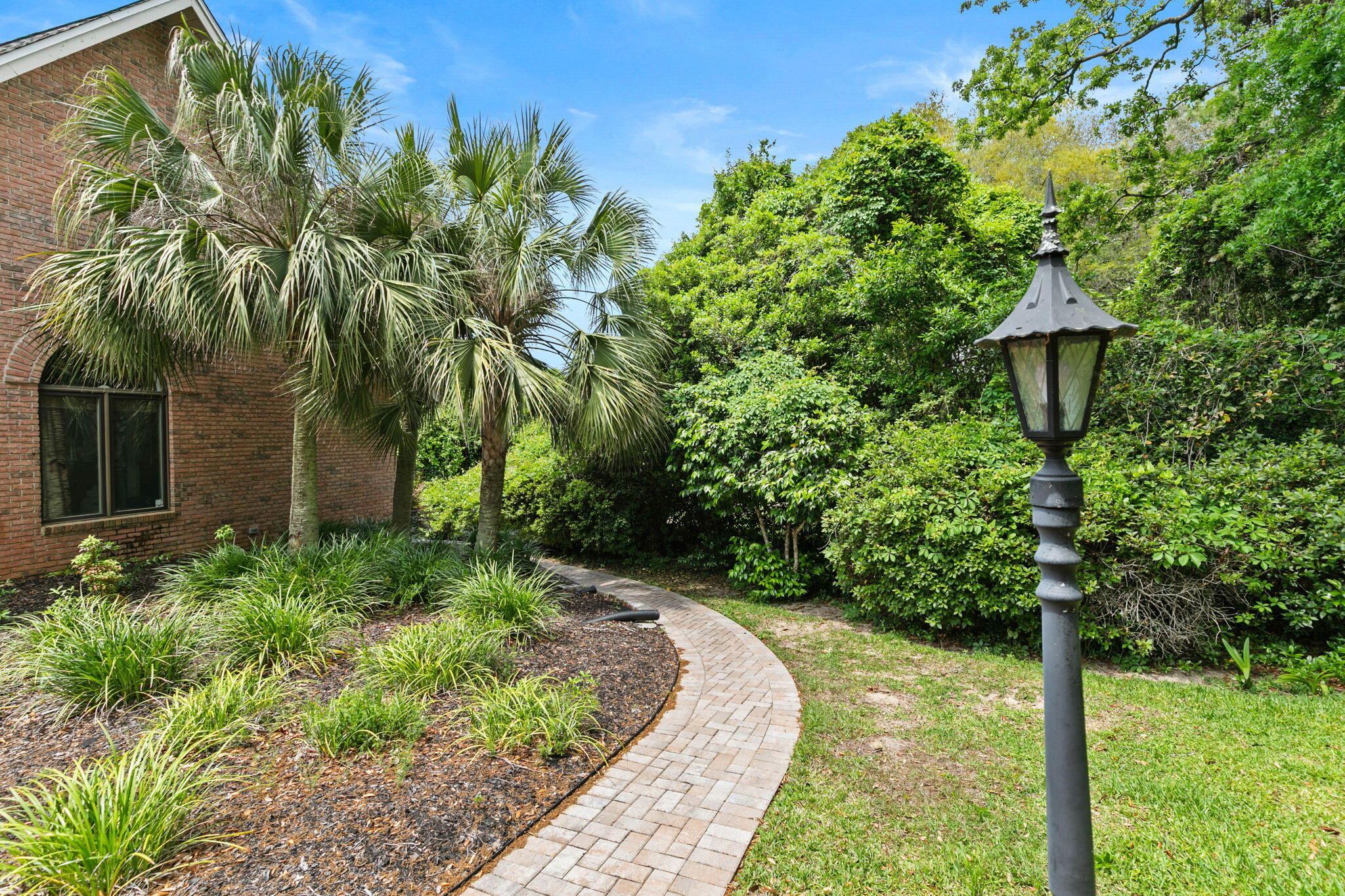 Rocky Bayou Cc Est 3 - Residential