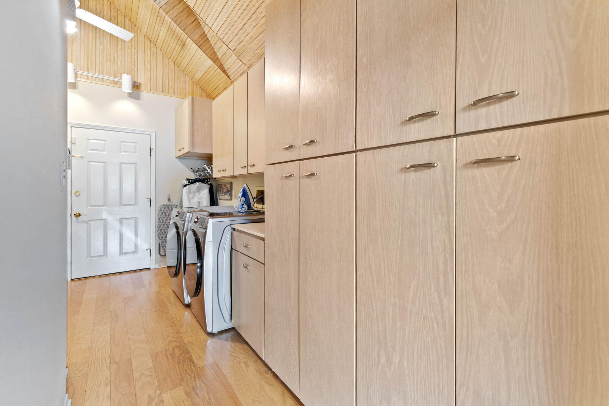 Rocky Bayou Cc Est 3 - Residential