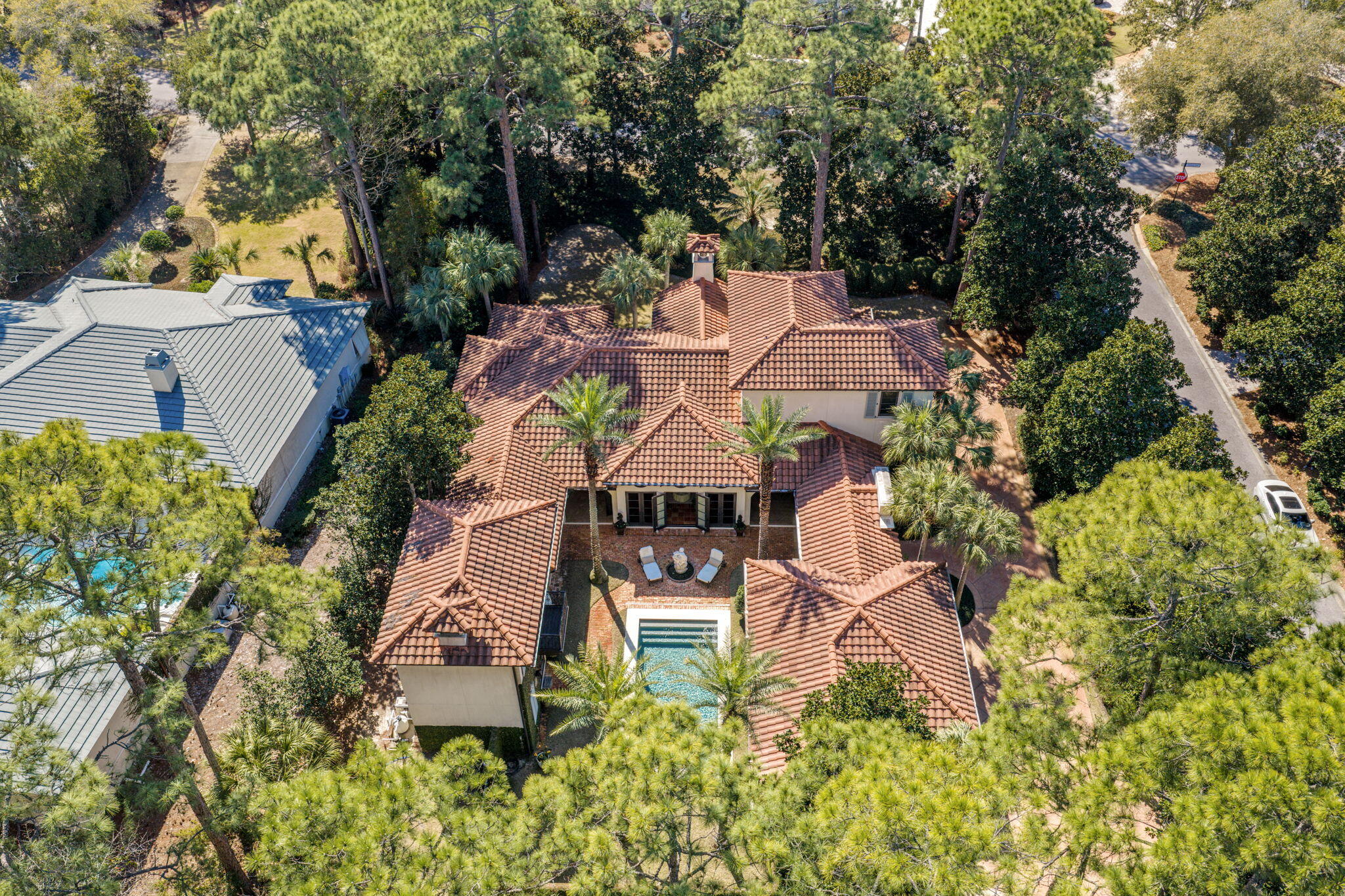 BAYTOWNE AVE EAST - Residential