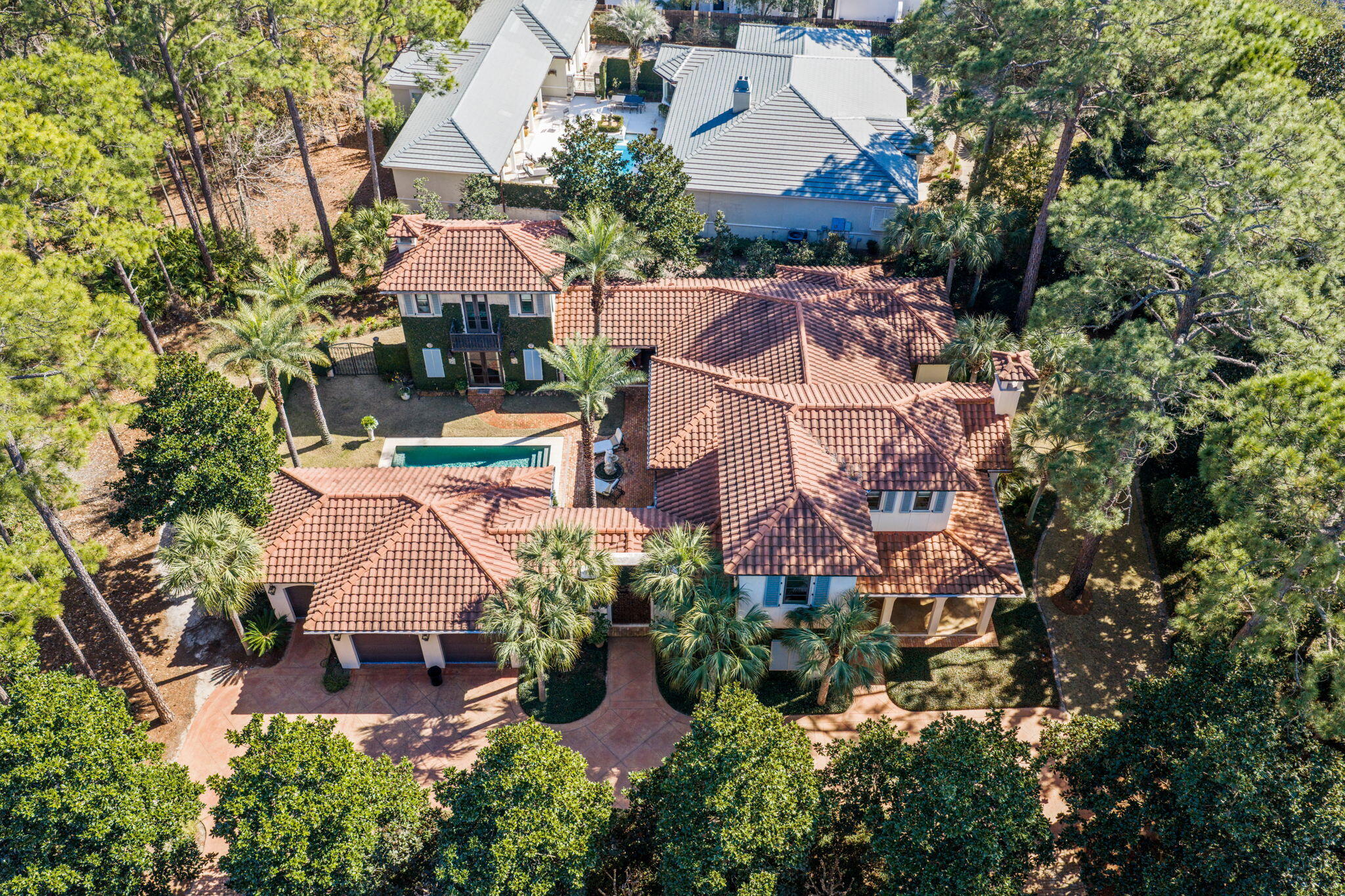 BAYTOWNE AVE EAST - Residential