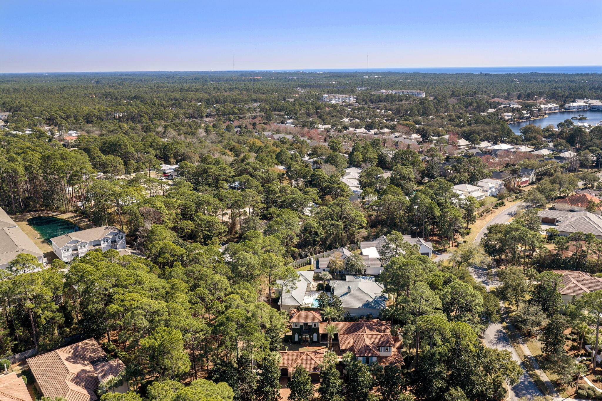 BAYTOWNE AVE EAST - Residential