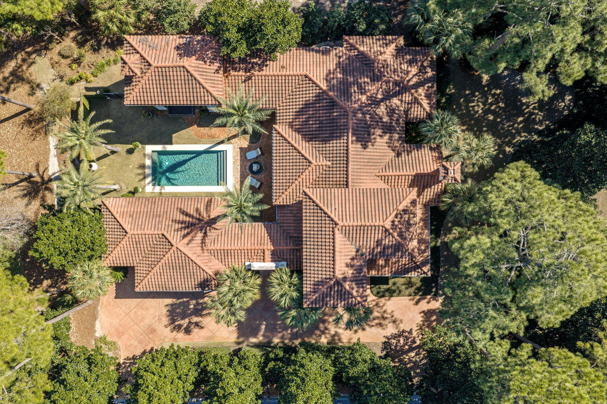 BAYTOWNE AVE EAST - Residential