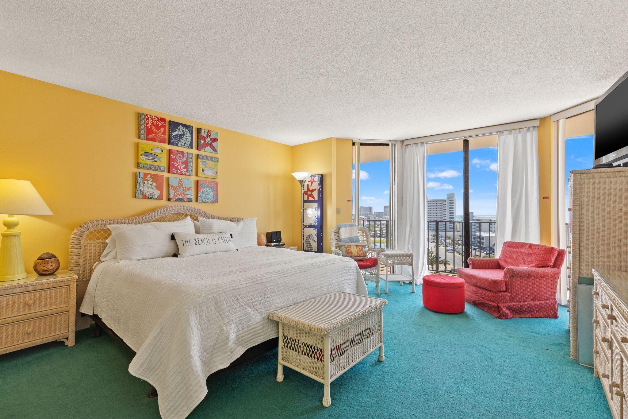 EDGEWATER - Residential