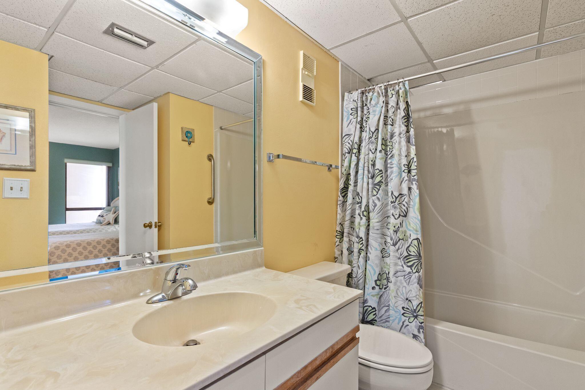 EDGEWATER - Residential