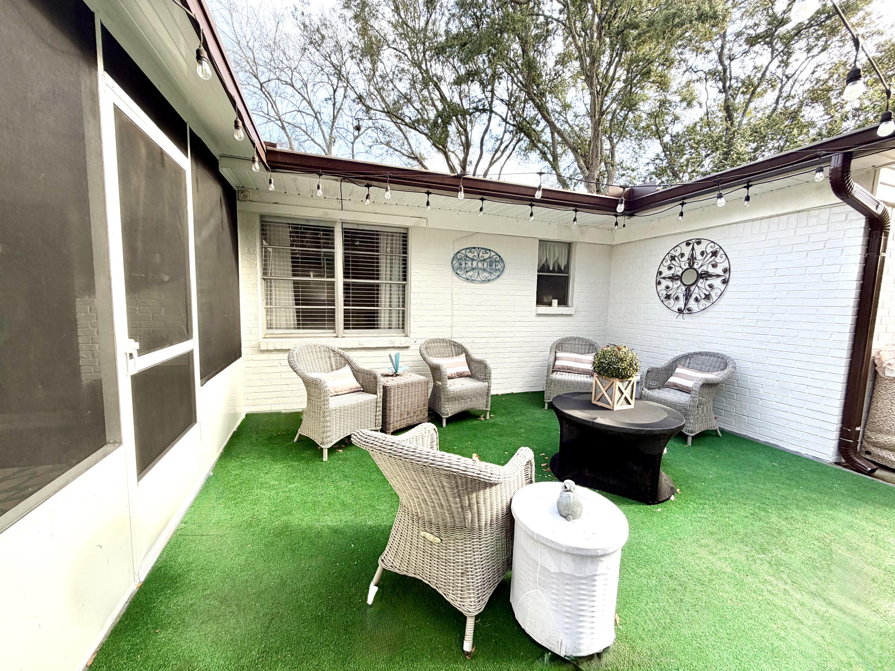 COLONY EST 3RD ADD LOT 36 BLK C - Residential