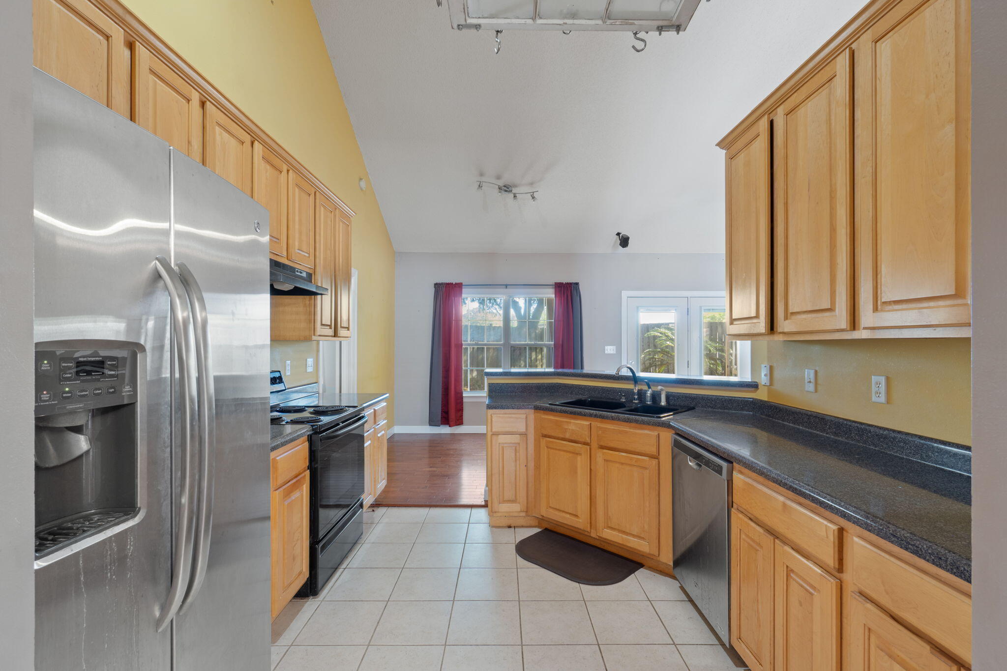 THE CROSSINGS AT B/B - Residential