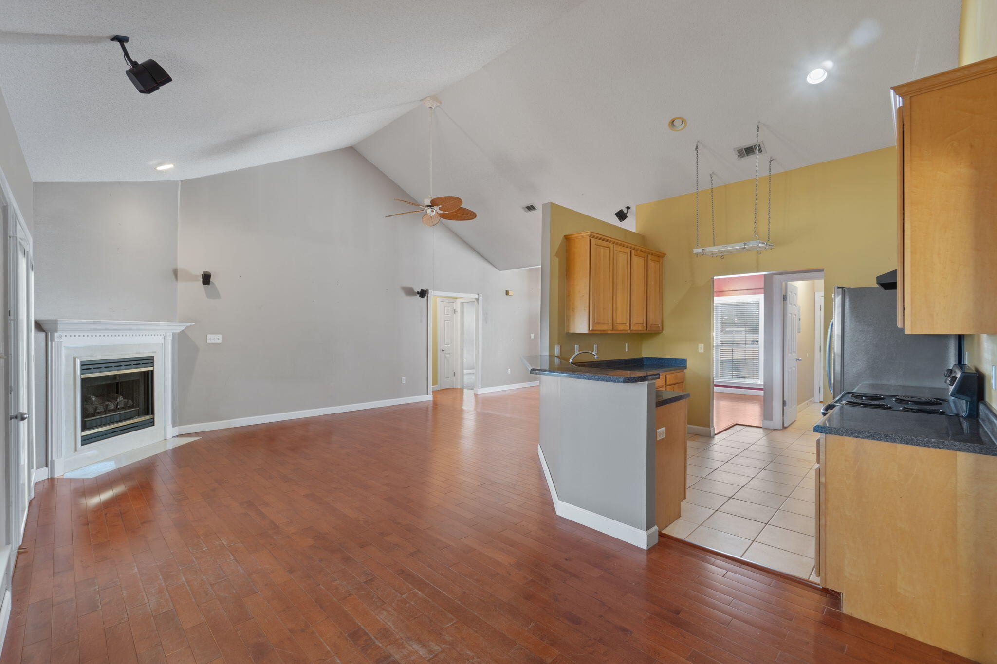 THE CROSSINGS AT B/B - Residential