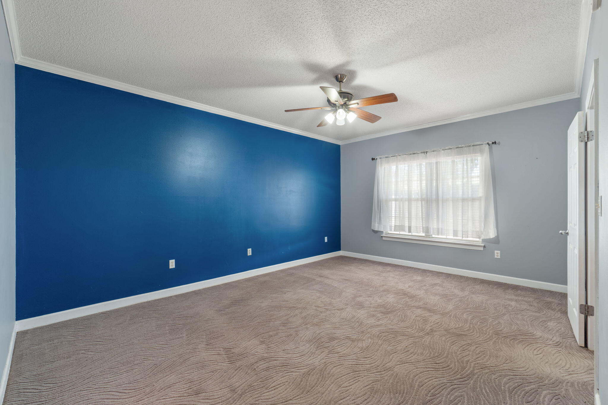 THE CROSSINGS AT B/B - Residential