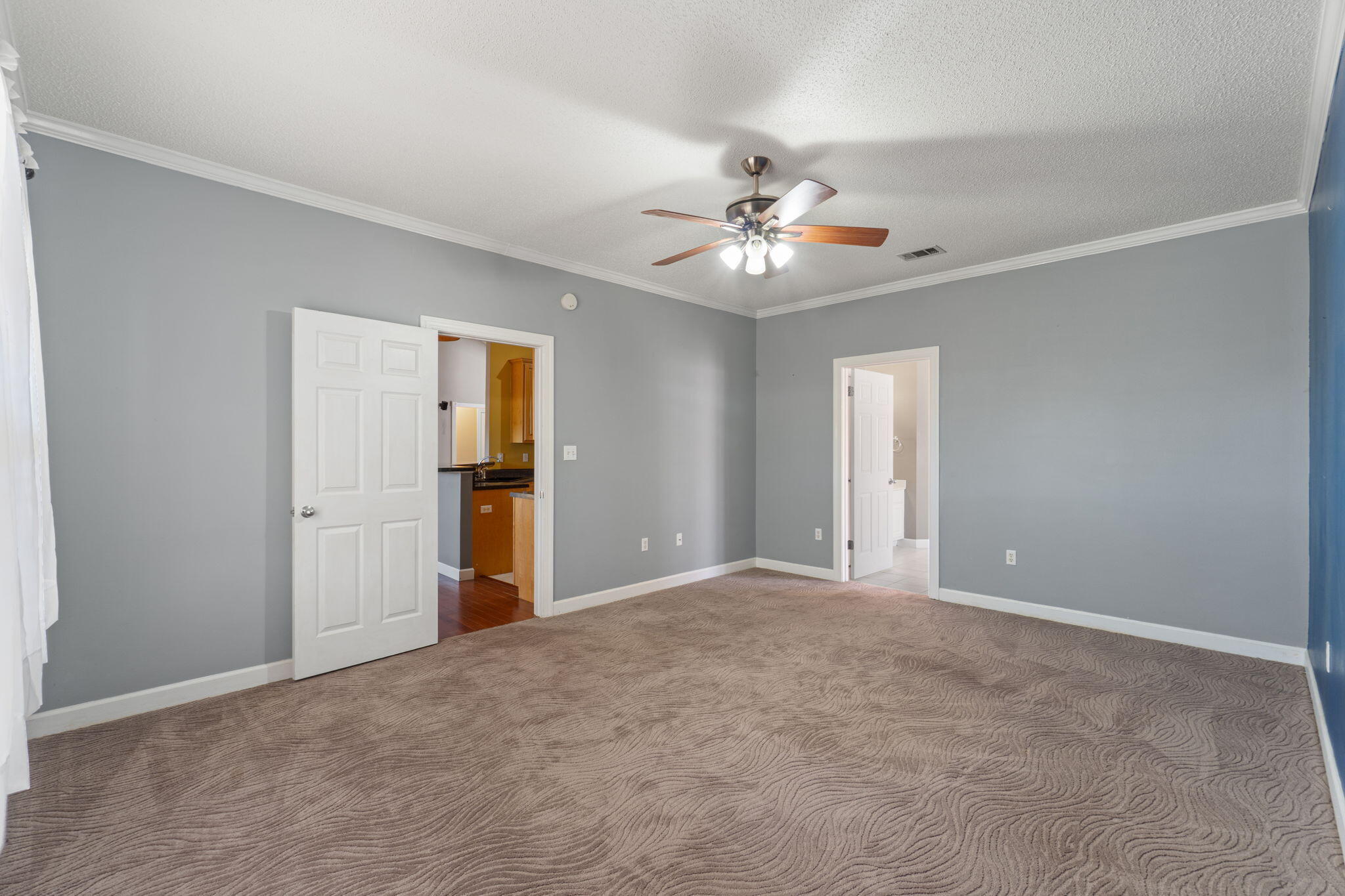 THE CROSSINGS AT B/B - Residential