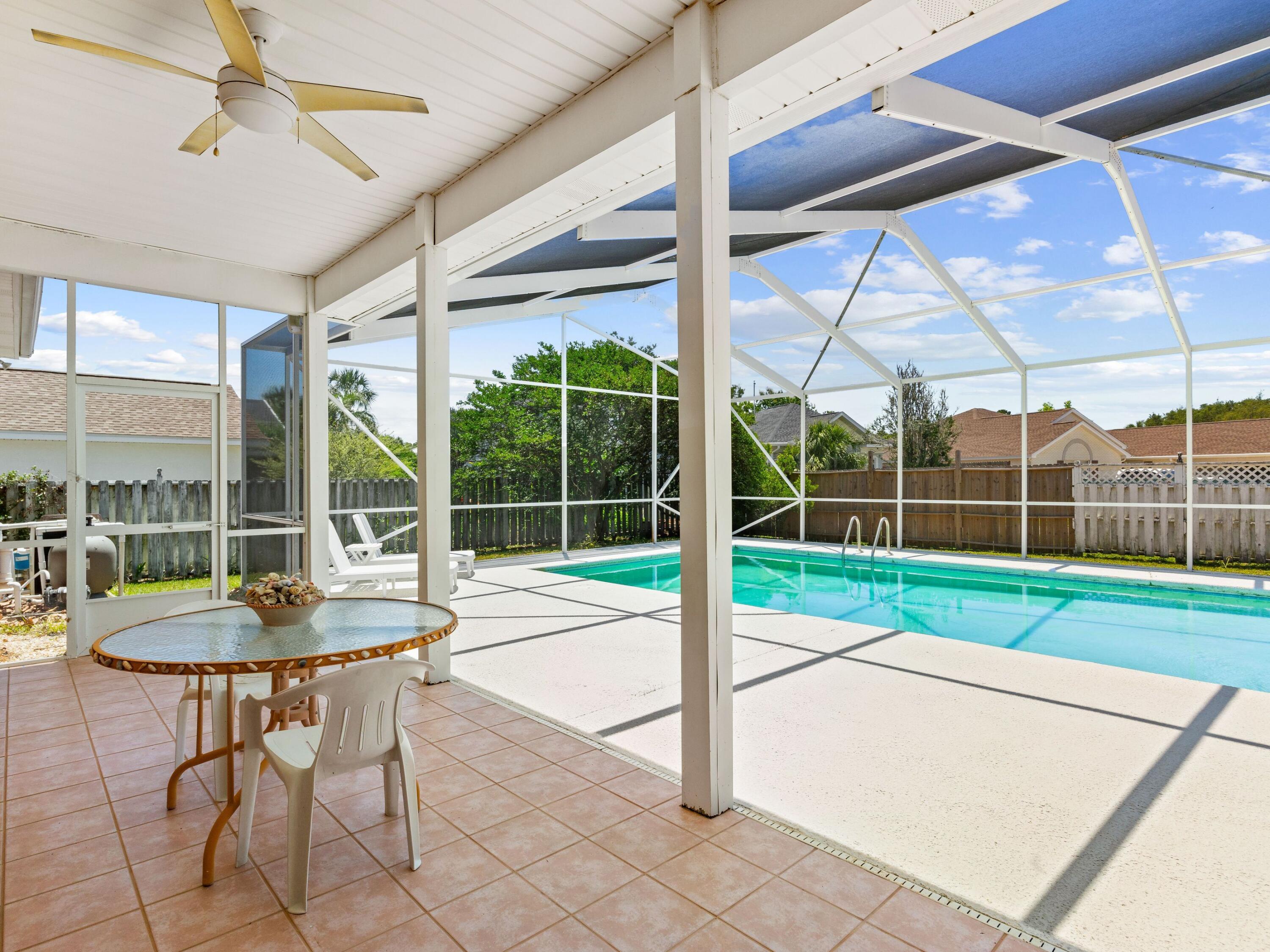 GULF VISTA - Residential