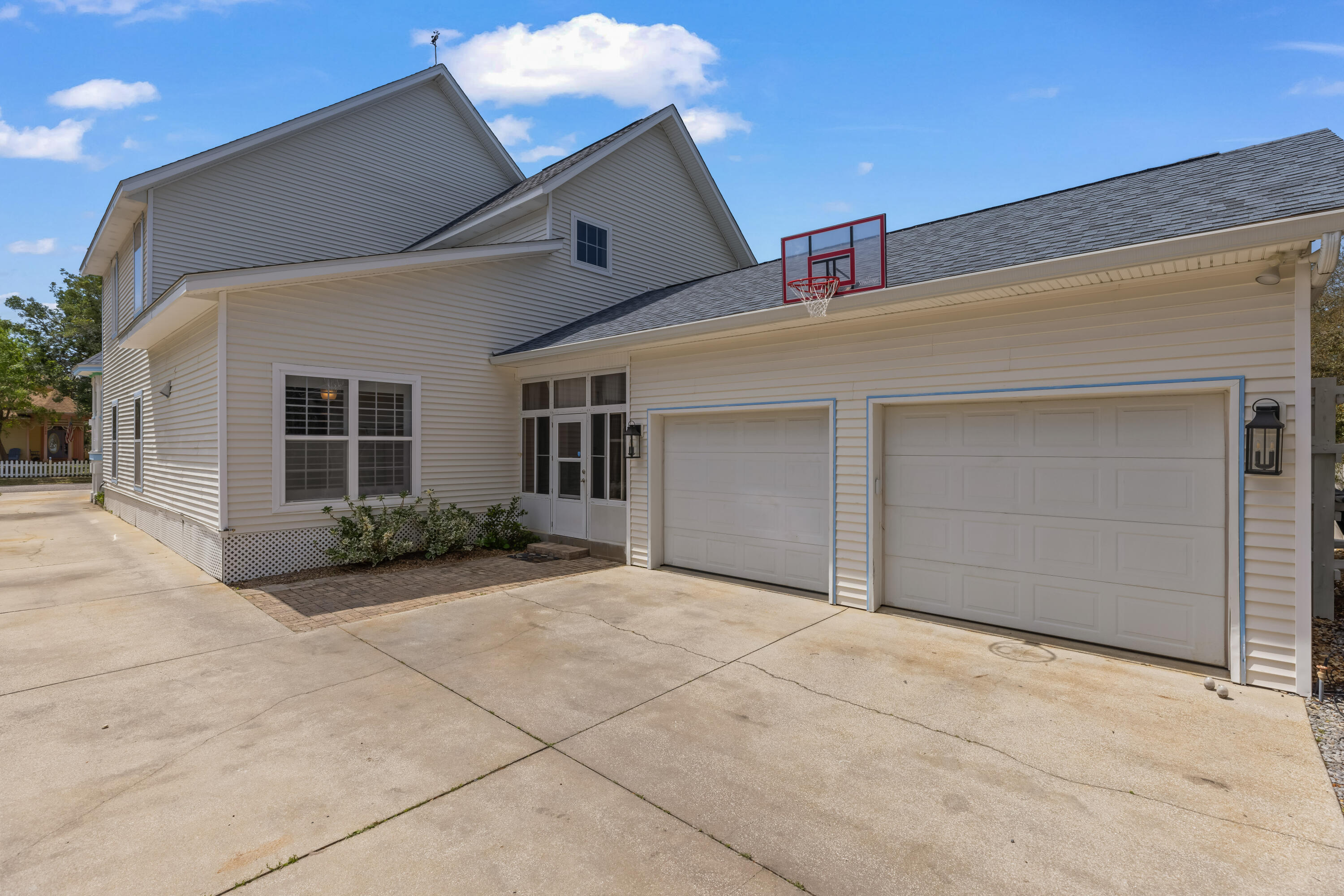 SOVEREIGN ISLE S/D - Residential