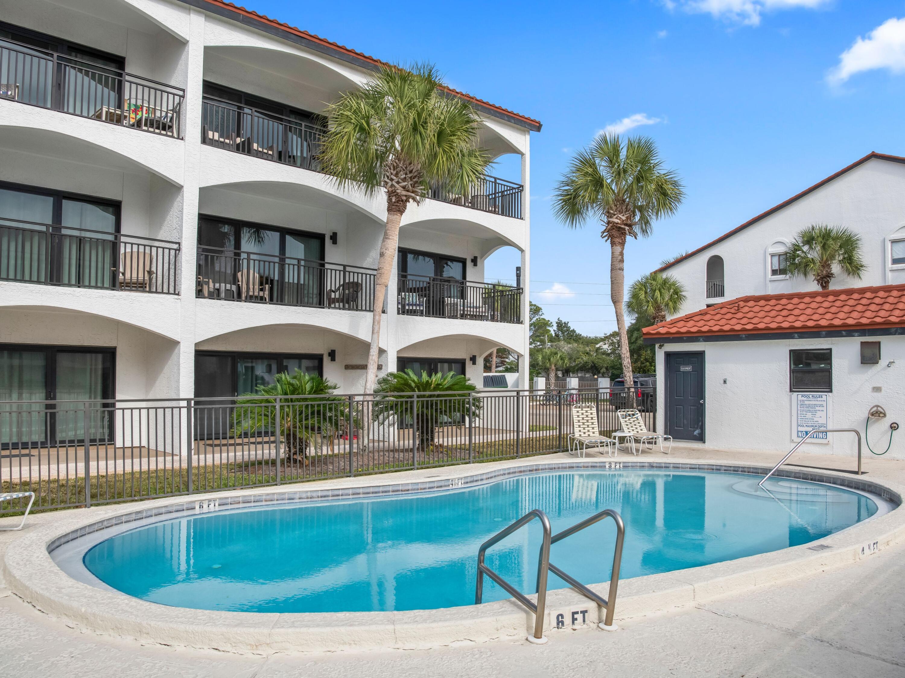 PALMS AT SEAGROVE CONDO UNIT D - Residential