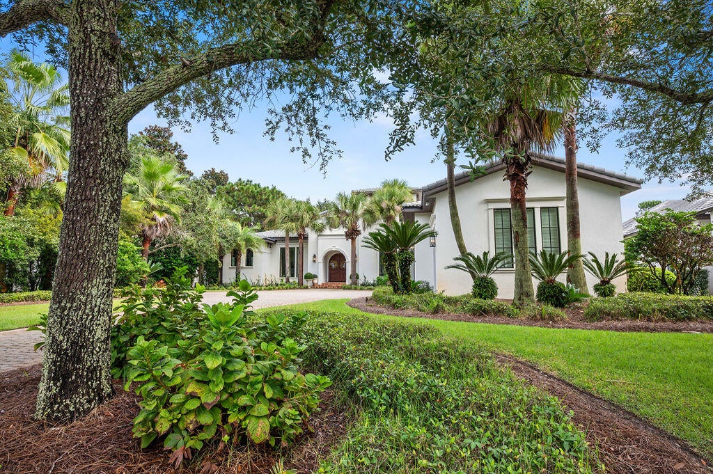 3523 Burnt Pine Lane