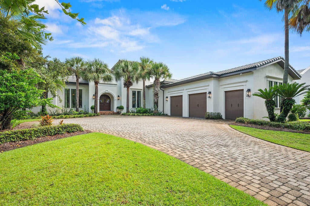 3523 Burnt Pine Lane