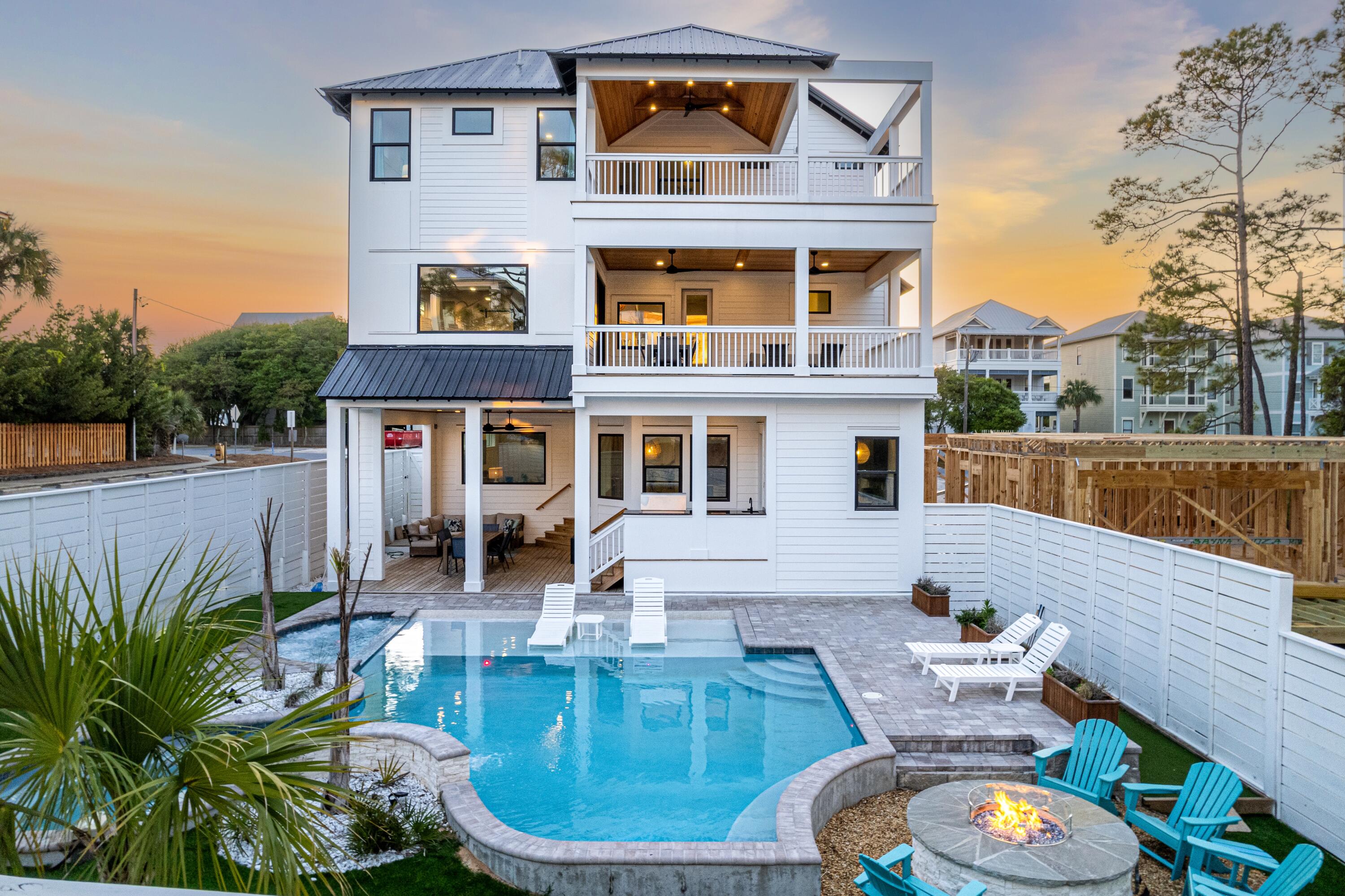 GULF SHORE MANOR - Residential