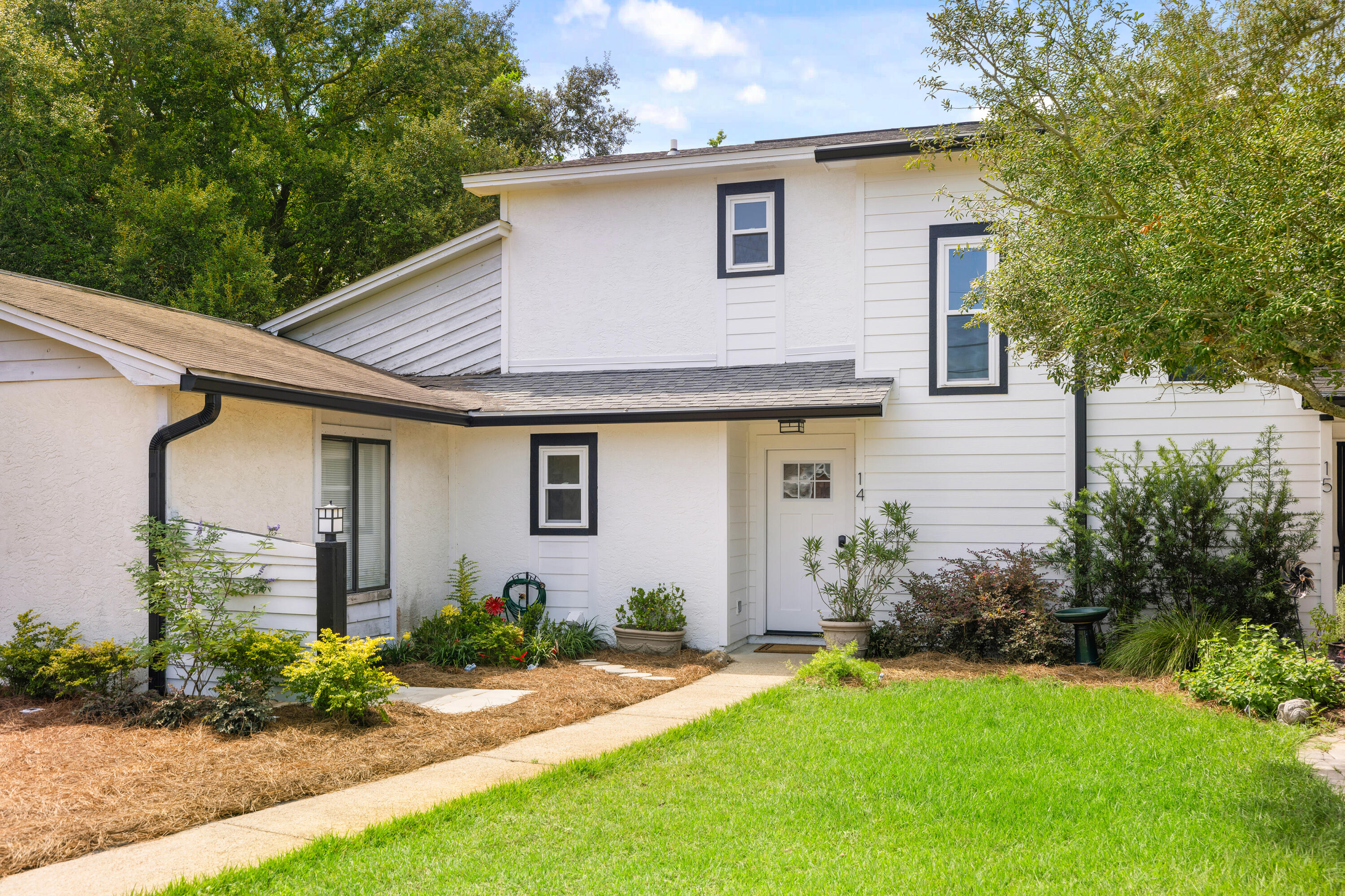 PINE RIDGE TRACE RE/SUB - Residential