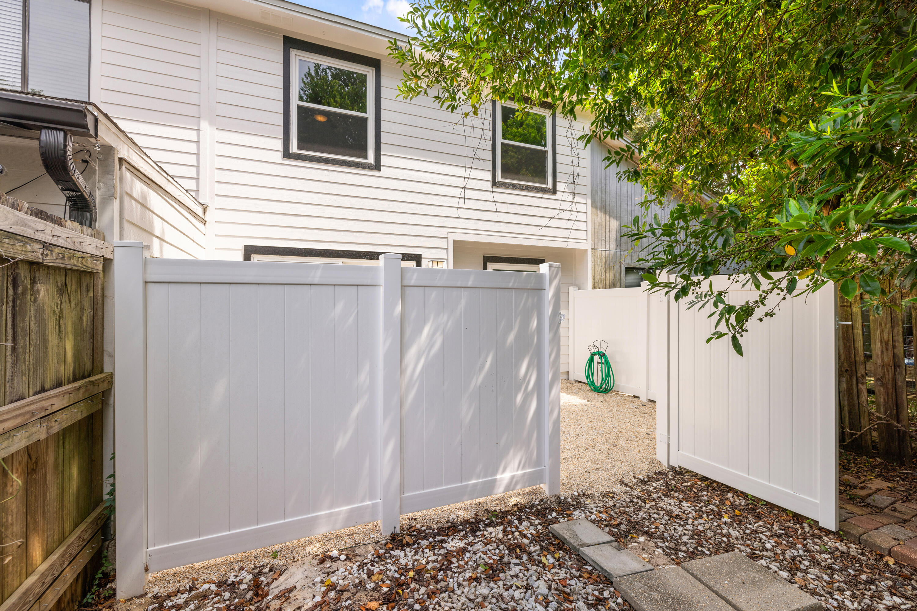 PINE RIDGE TRACE RE/SUB - Residential