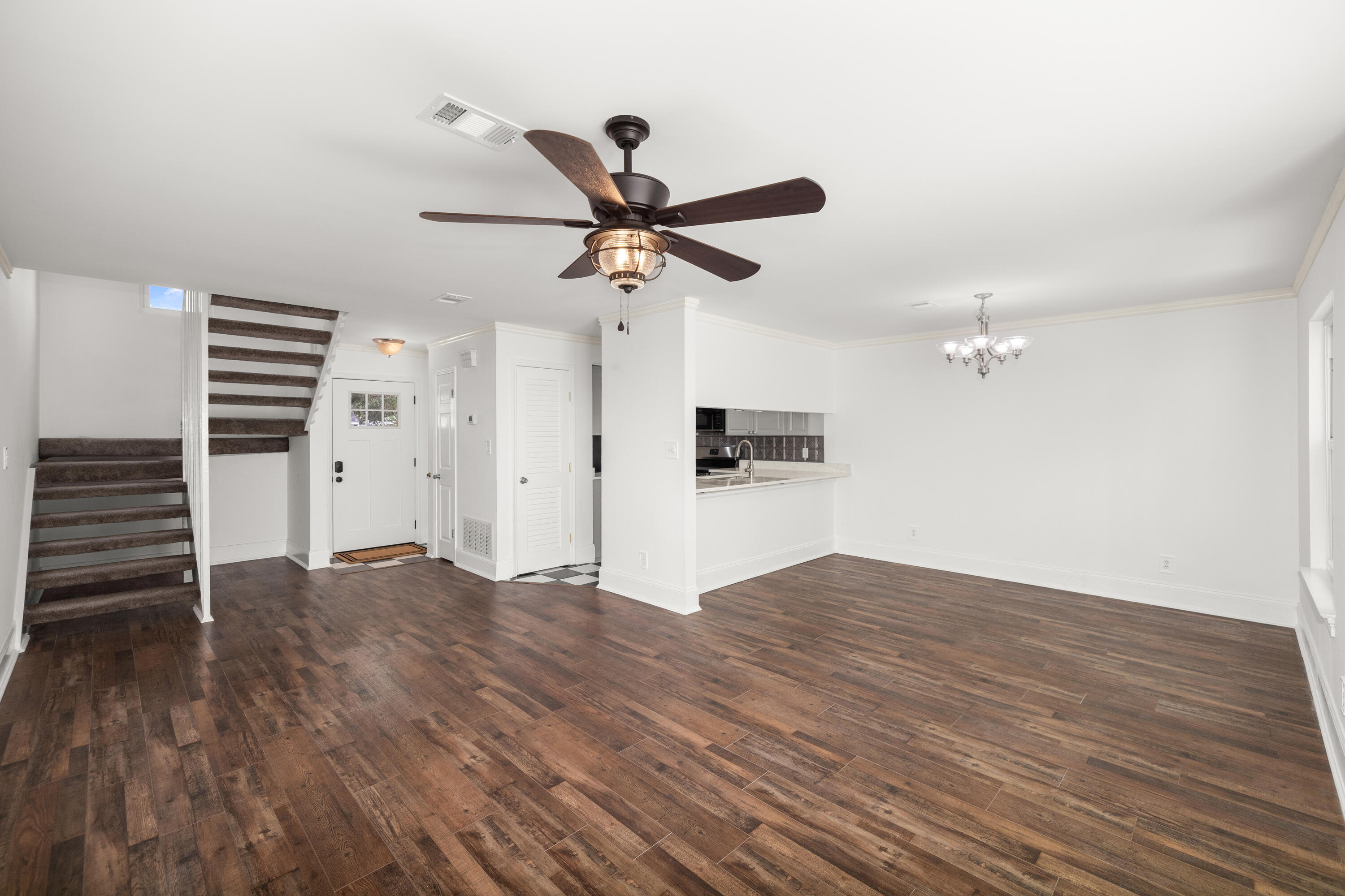 PINE RIDGE TRACE RE/SUB - Residential