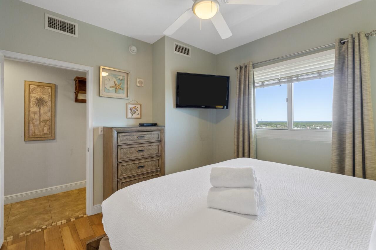 STERLING BREEZE CONDOMINIUM - Residential