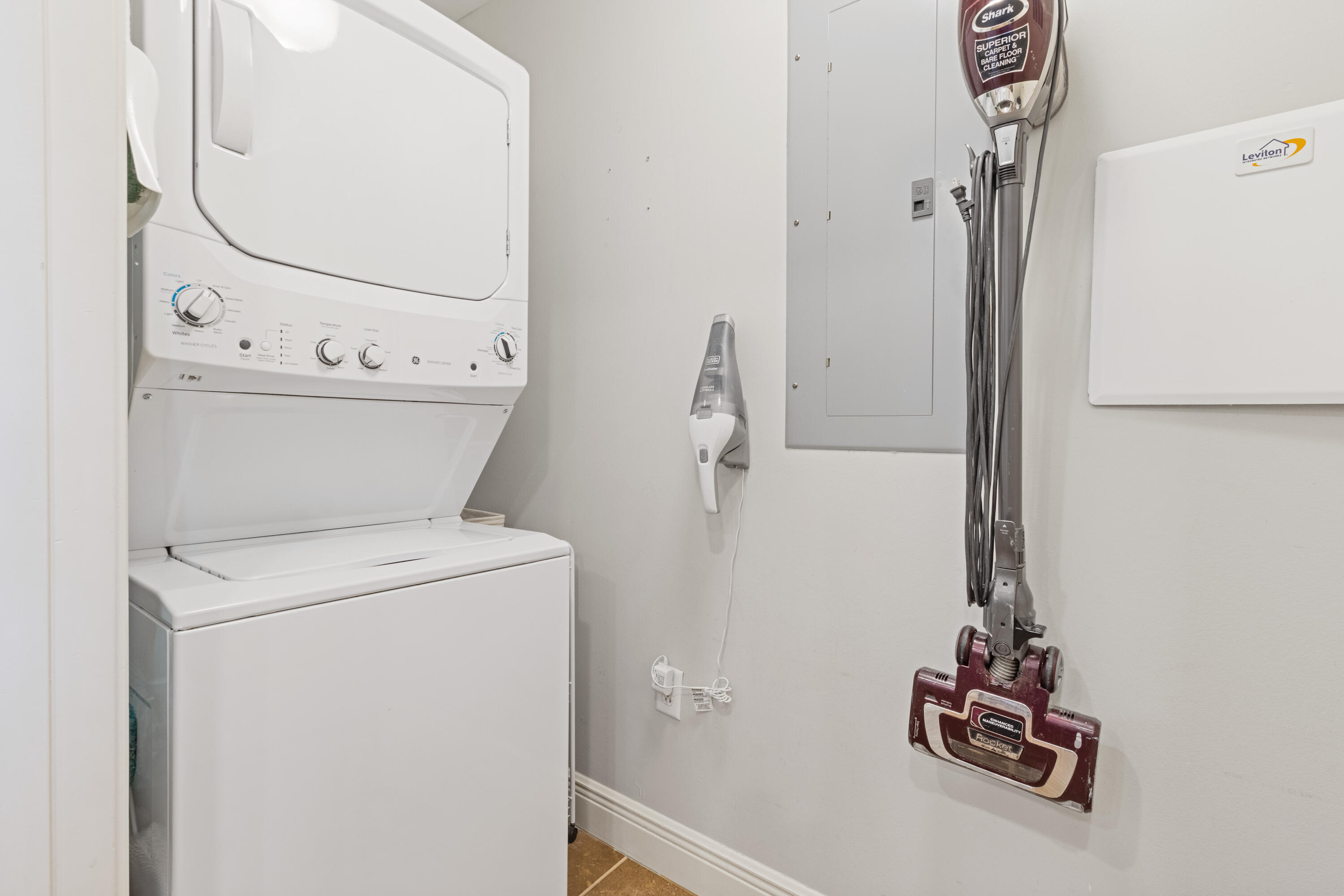 STERLING BREEZE CONDOMINIUM - Residential