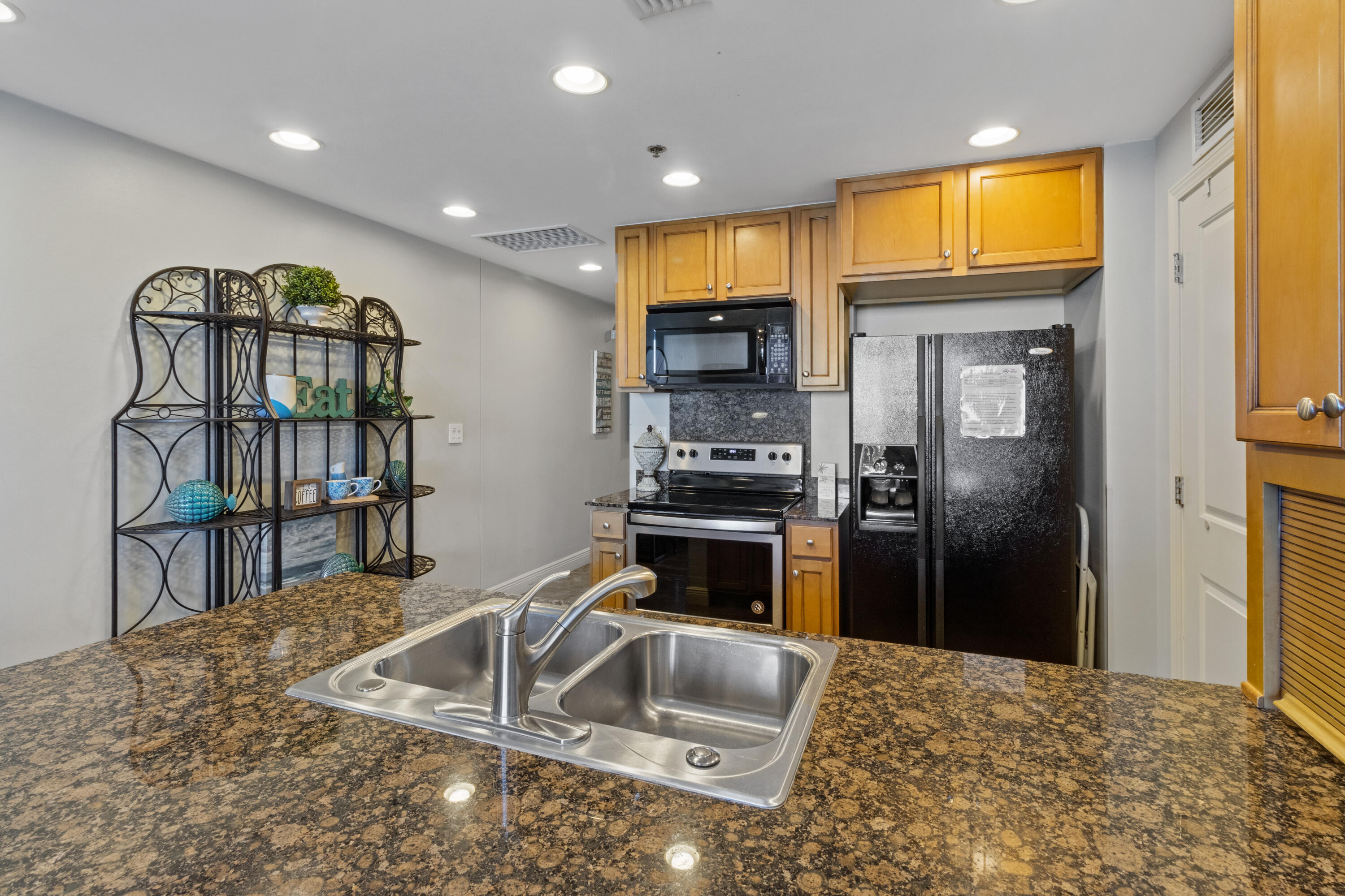 STERLING BREEZE CONDOMINIUM - Residential