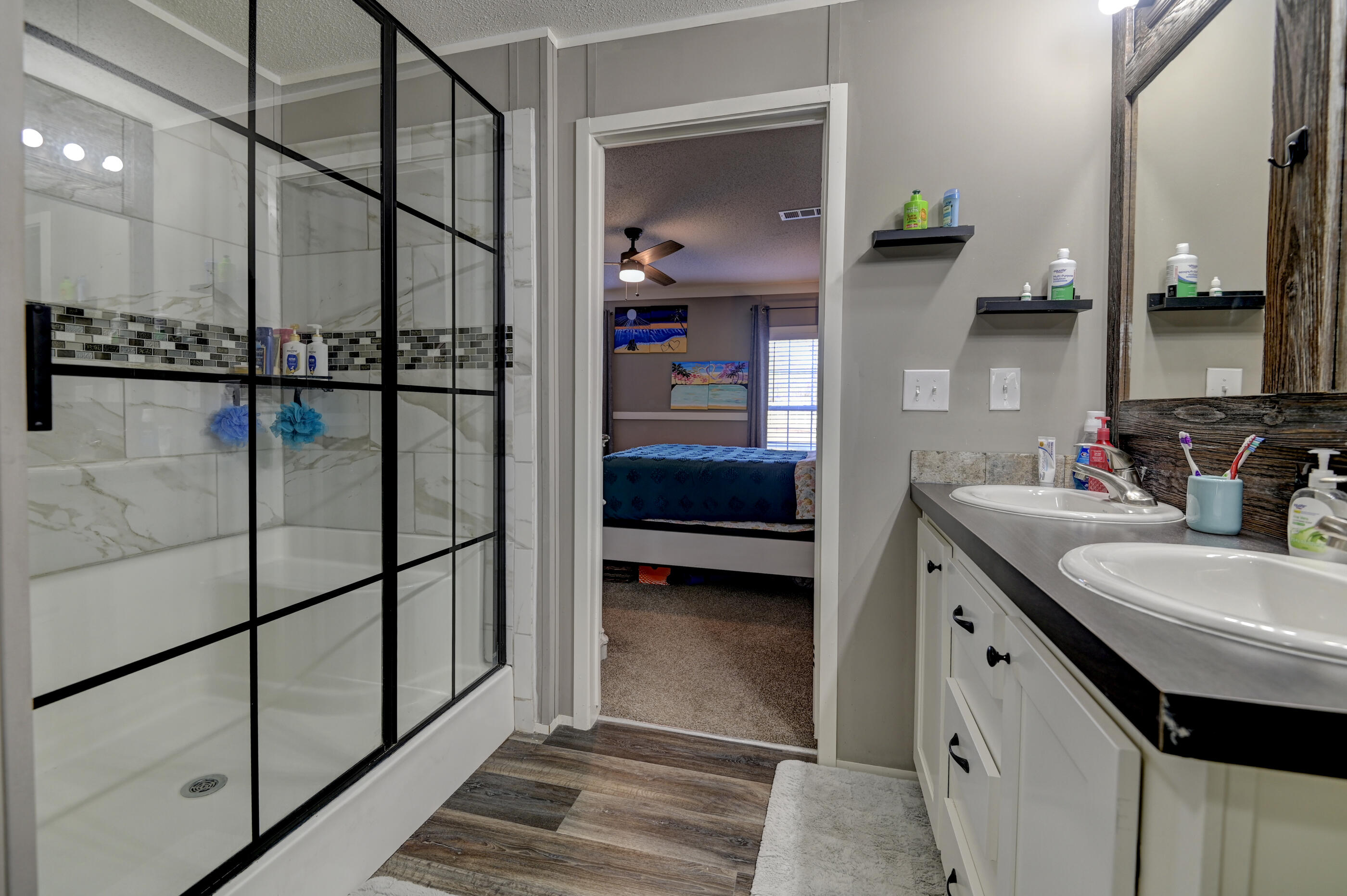 WOLFORD ACRES - Residential