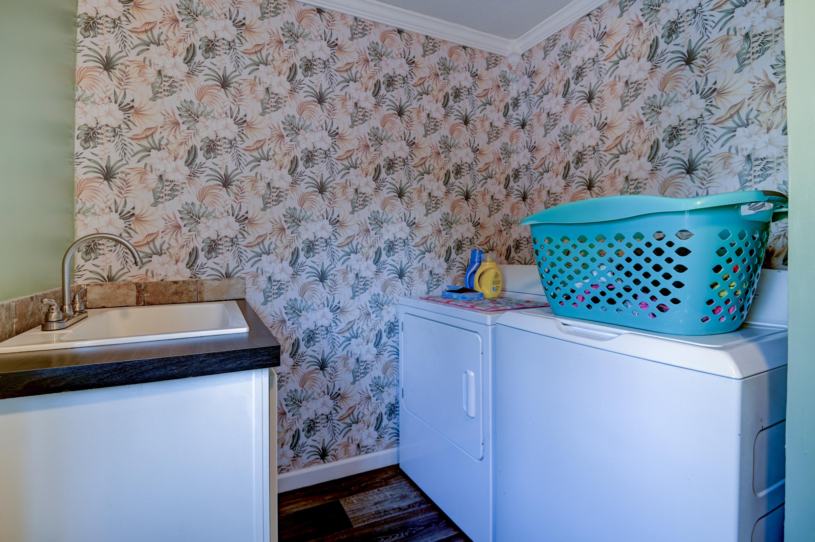 WOLFORD ACRES - Residential