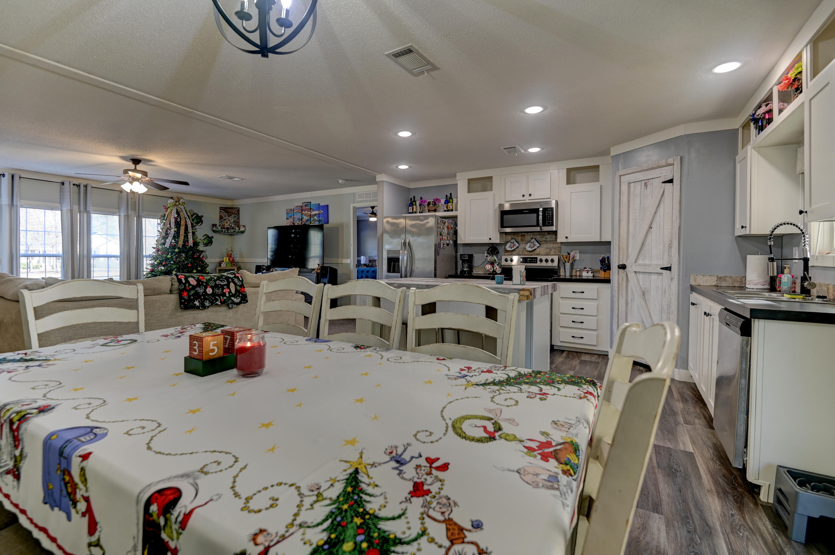 WOLFORD ACRES - Residential