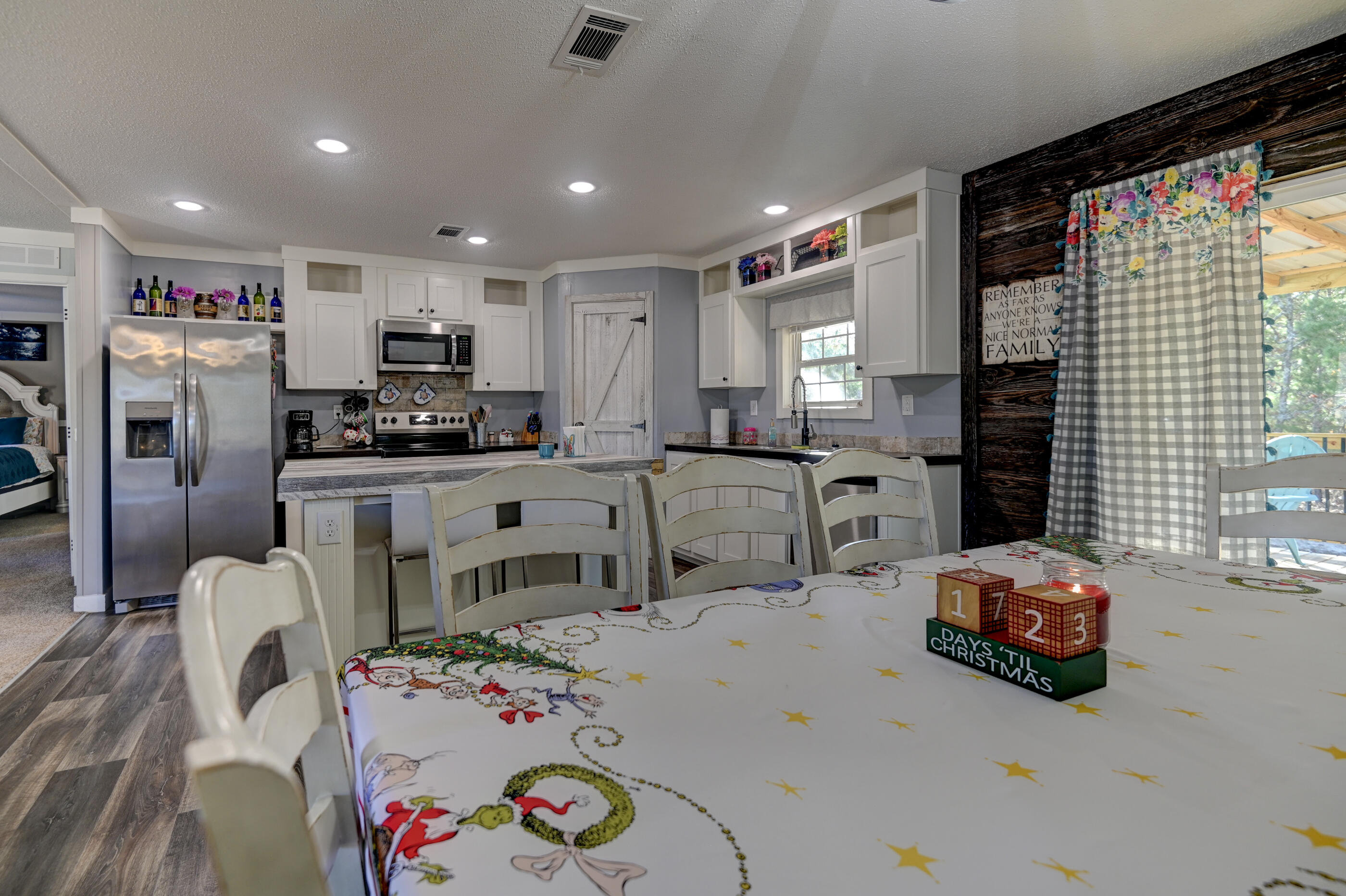 WOLFORD ACRES - Residential