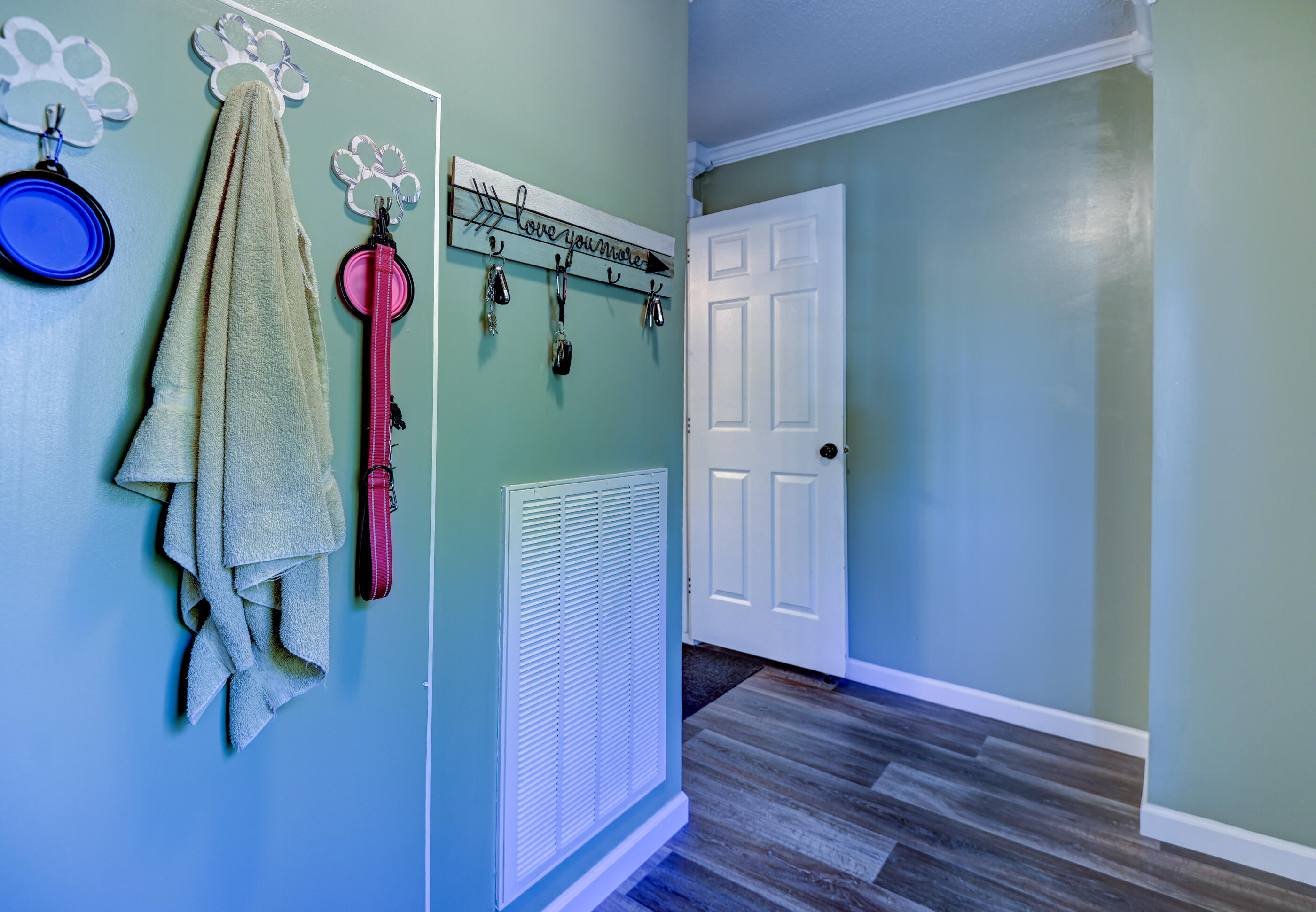 WOLFORD ACRES - Residential