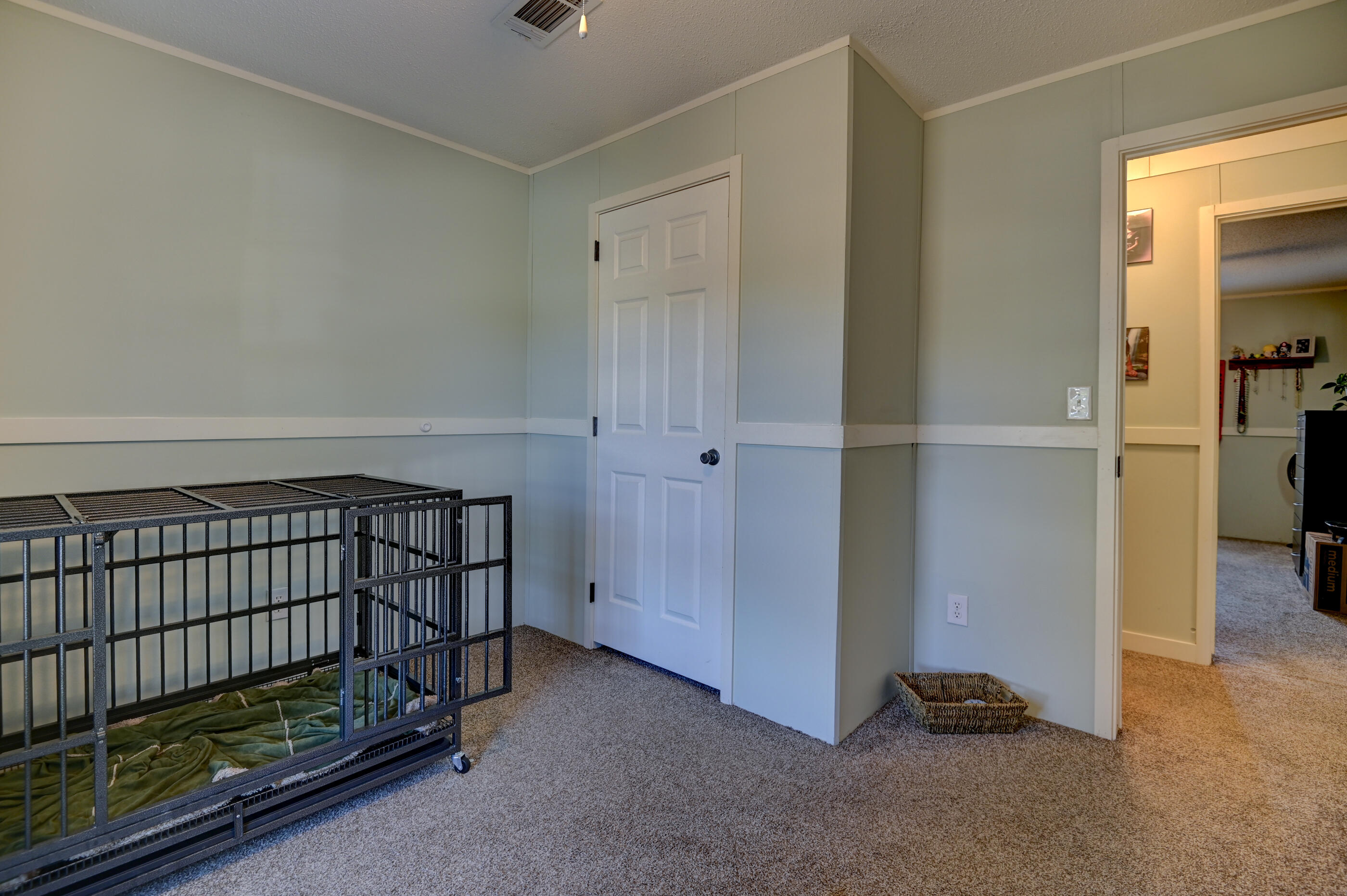 WOLFORD ACRES - Residential