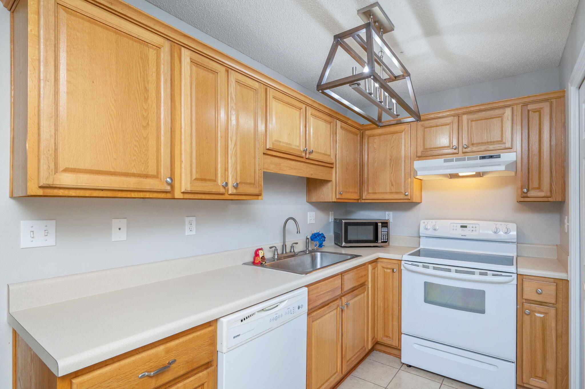 OAKWOOD HILLS UNIT 1 - Residential