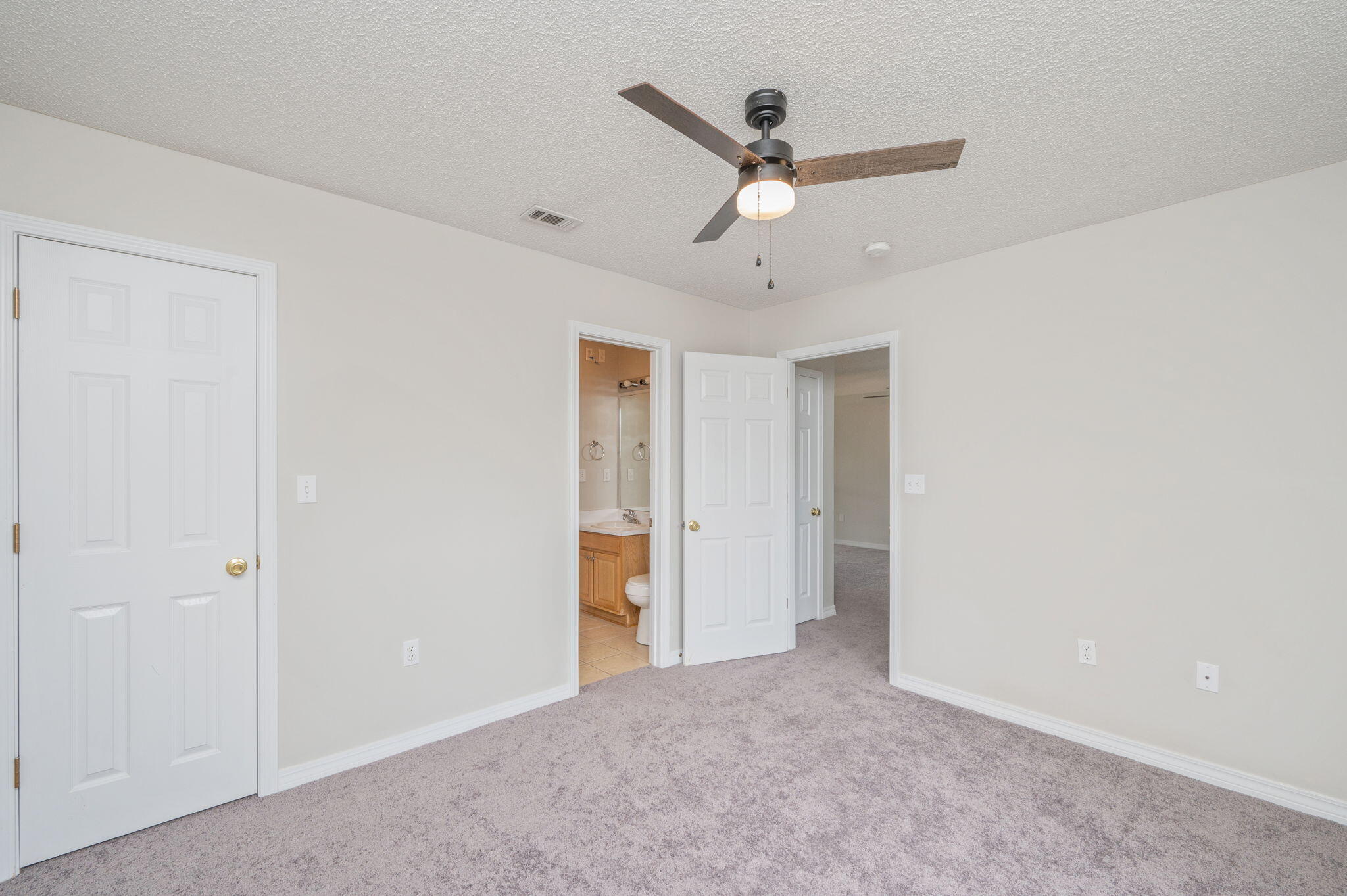 OAKWOOD HILLS UNIT 1 - Residential