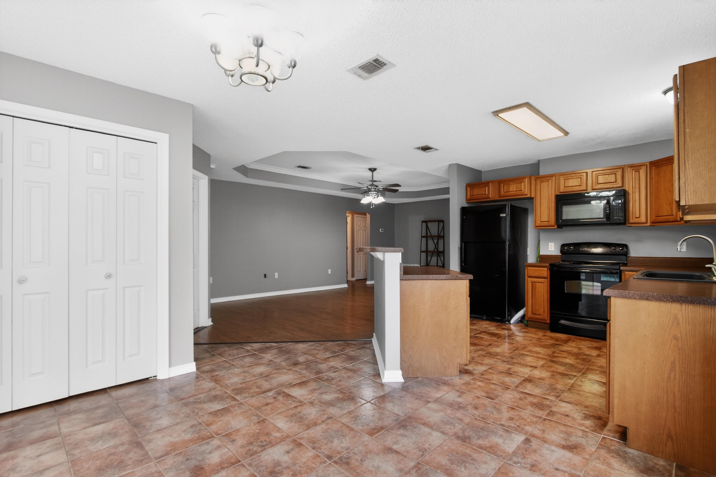 METES & BOUNDS - Residential Lease
